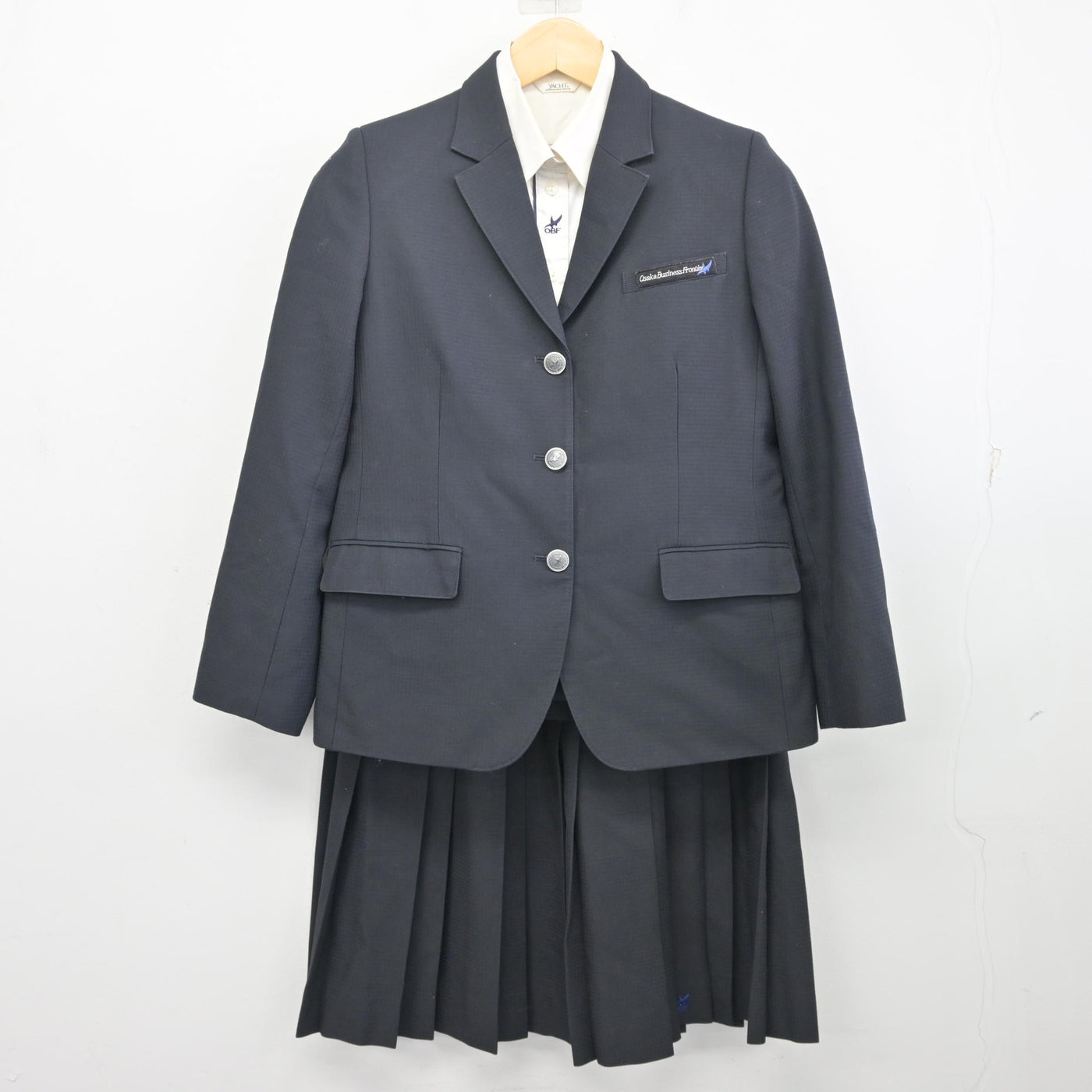 【中古】大阪府 大阪ビジネスフロンティア高等学校 女子制服 3点 (ブレザー・シャツ・スカート) sf096618