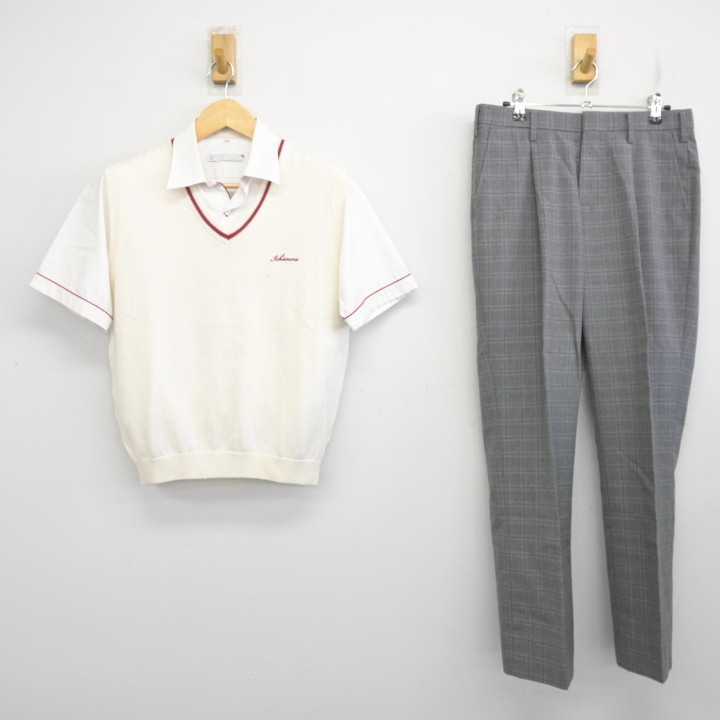 【中古】愛知県 市邨高等学校 男子制服 3点 (ニットベスト・シャツ・ズボン) sf096622