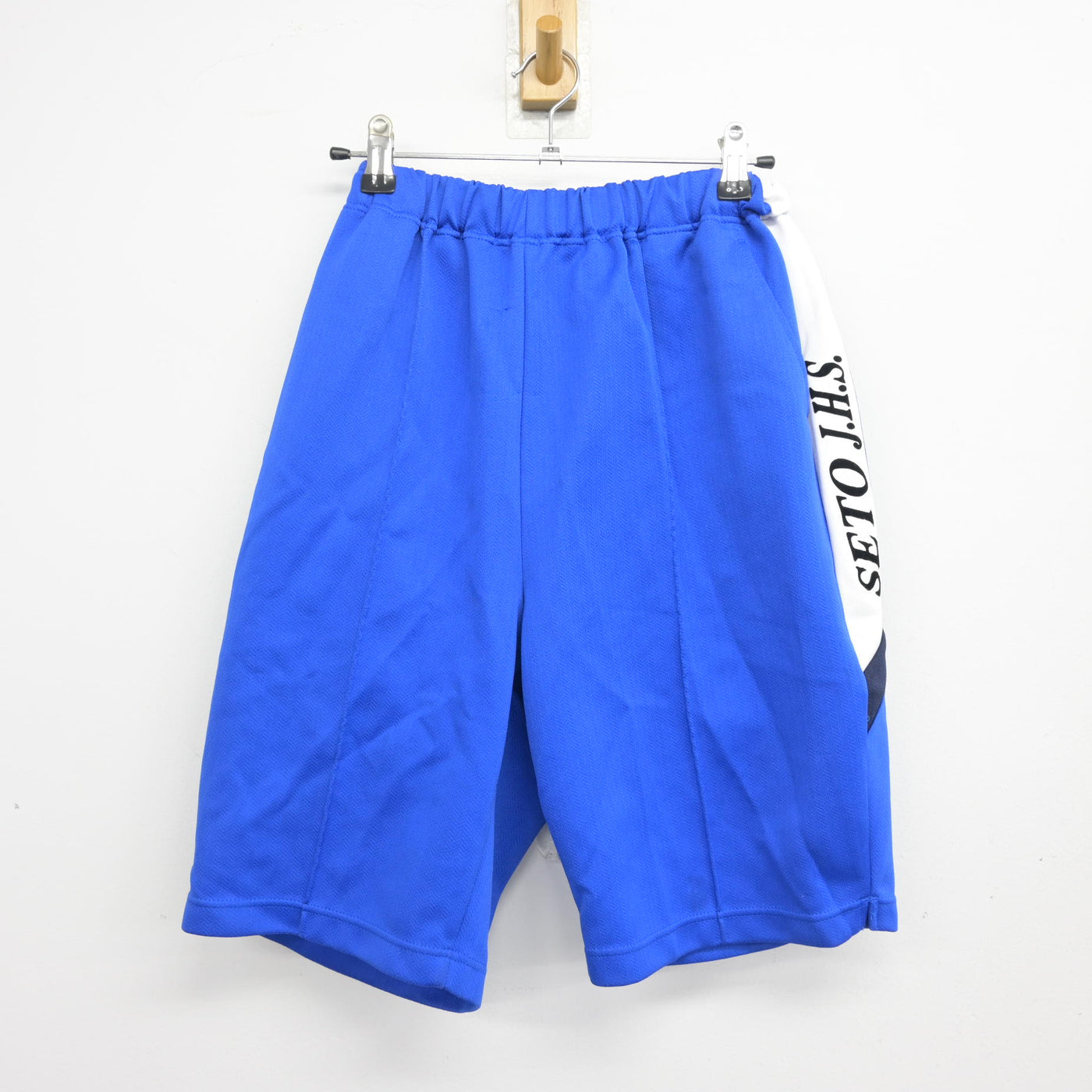 【中古】岡山県 瀬戸中学校 女子制服 3点 (体操服 上・体操服 下) sf096750