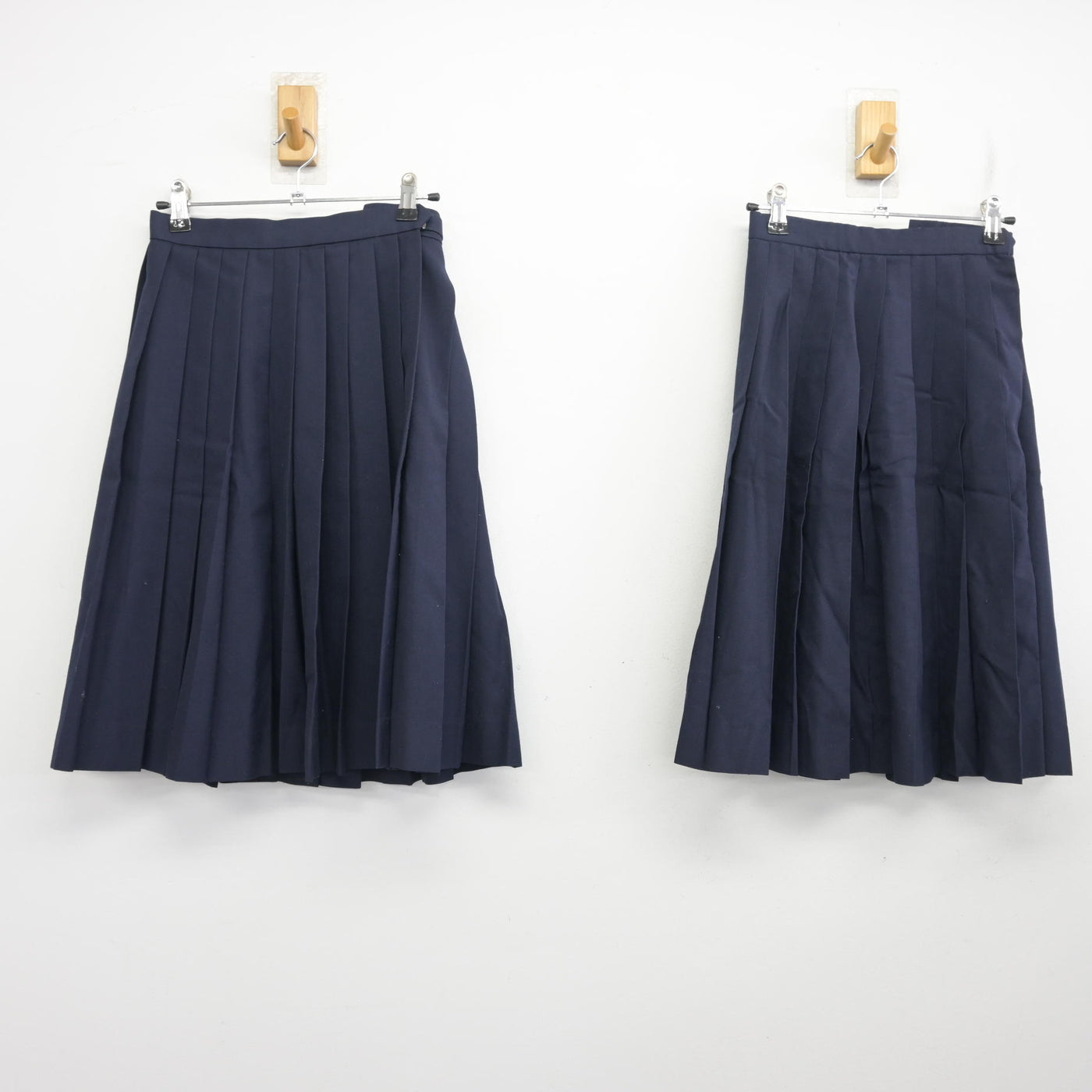 【中古】茨城県 神栖第一中学校 女子制服 4点 (セーラー服・スカート・スカート) sf096829
