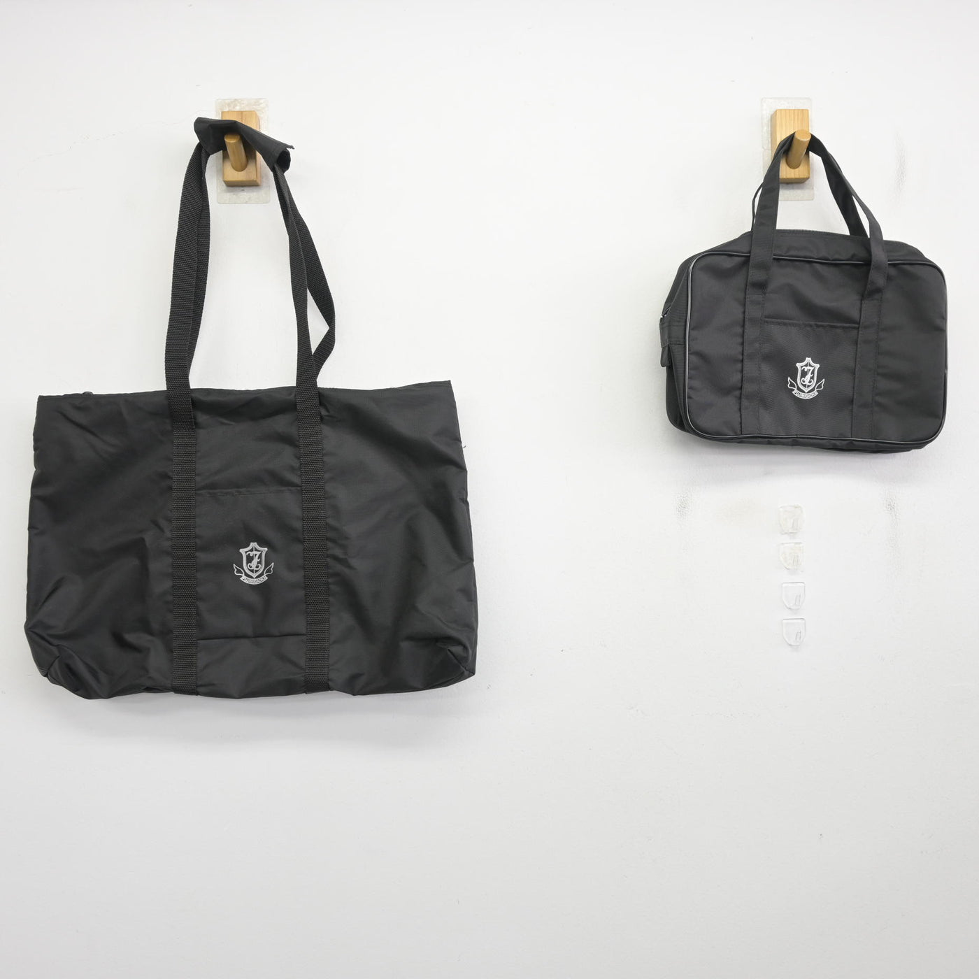中古】東京都 富士見丘中学校・高等学校 女子制服 2点 (カバン・カバン