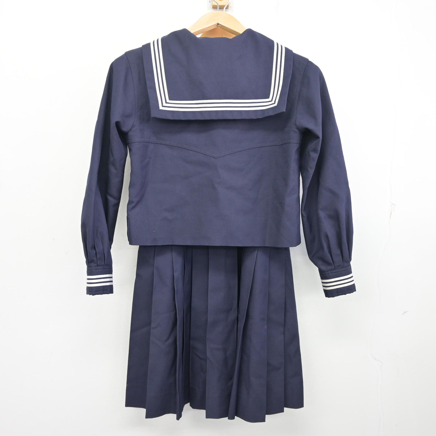 【中古】東京都 十文字中学・高等学校 女子制服 3点 (セーラー服・ジャンパースカート) sf096851
