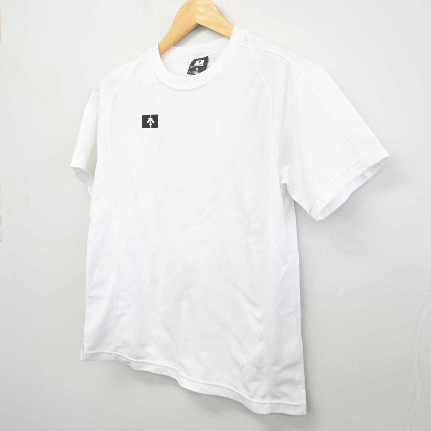 【中古】東京都 十文字中学・高等学校 女子制服 1点 (体操服 上) sf096856