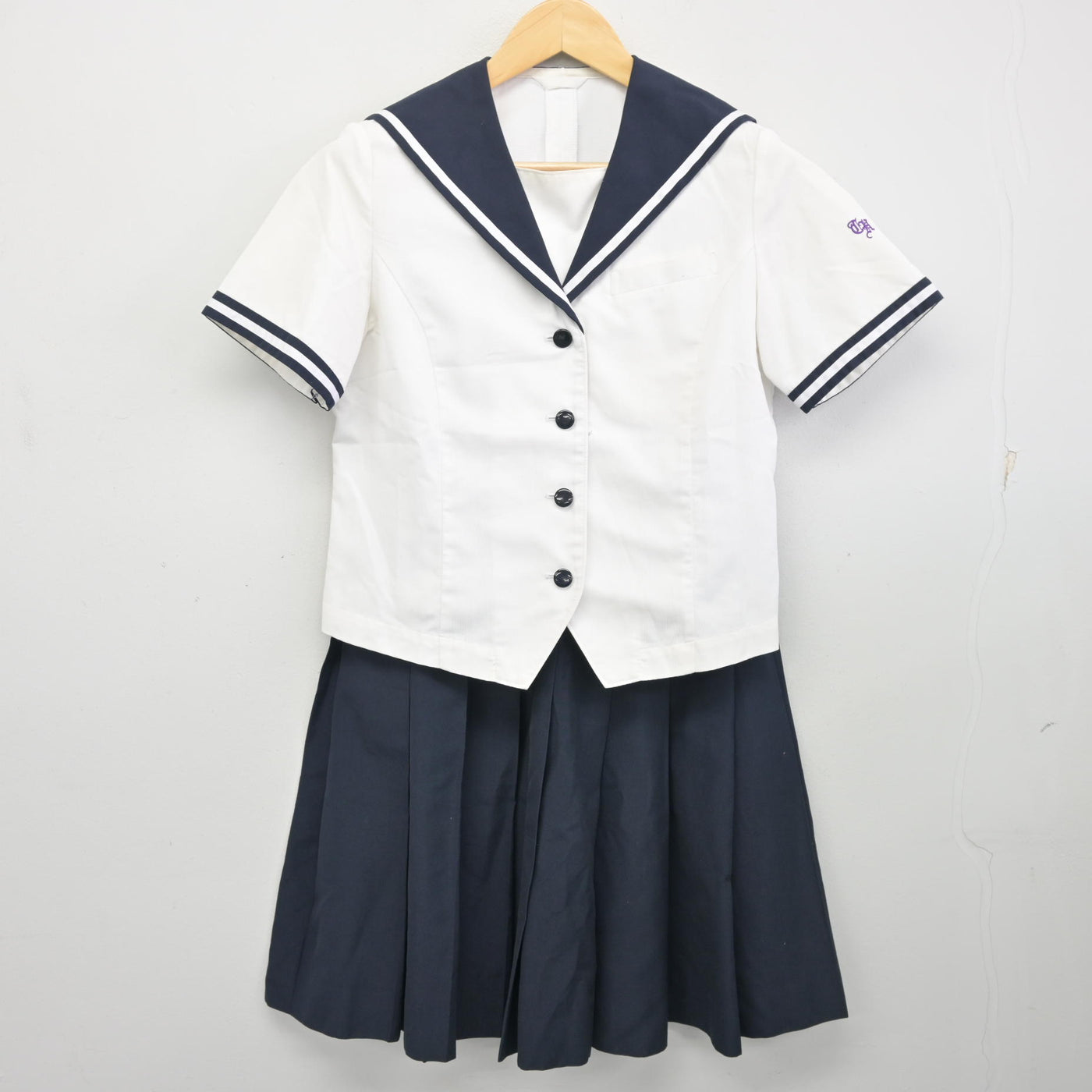 【中古】大分県 藤蔭高等学校 女子制服 3点 (セーラー服・スカート) sf096867
