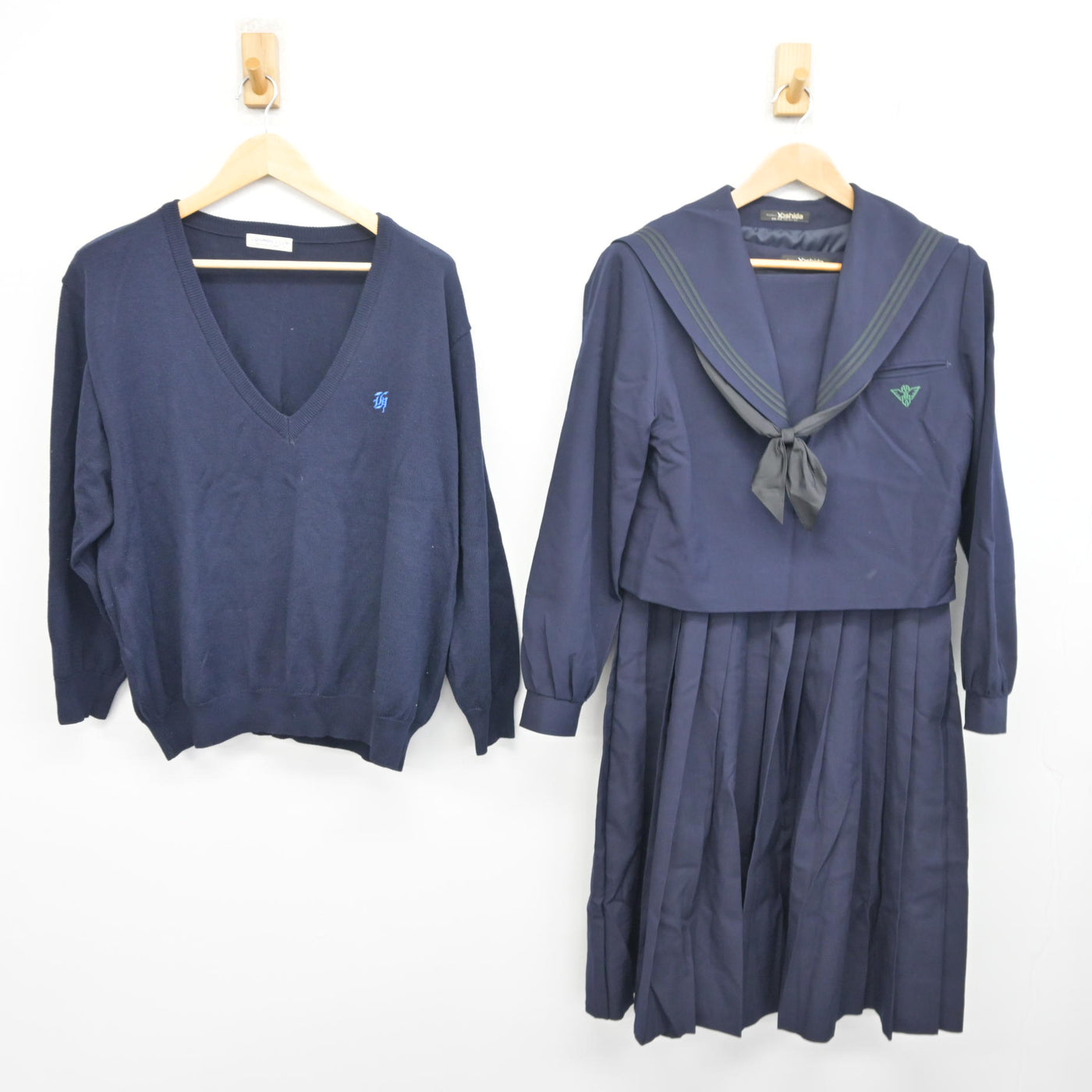 【中古】大分県 日田高等学校 女子制服 4点 (ニット・セーラー服・ジャンパースカート) sf096870