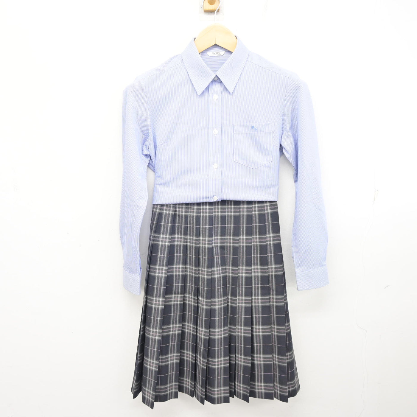 【中古】東京都 武蔵村山市立小中一貫校村山学園 女子制服 4点 (ブレザー・ニットベスト・シャツ・スカート) sf096880