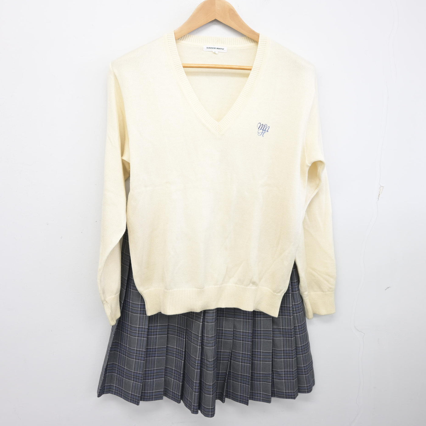 【中古】東京都 明治大学付属八王子中学高等学校 女子制服 3点 (ブレザー・ニット・スカート) sf096882