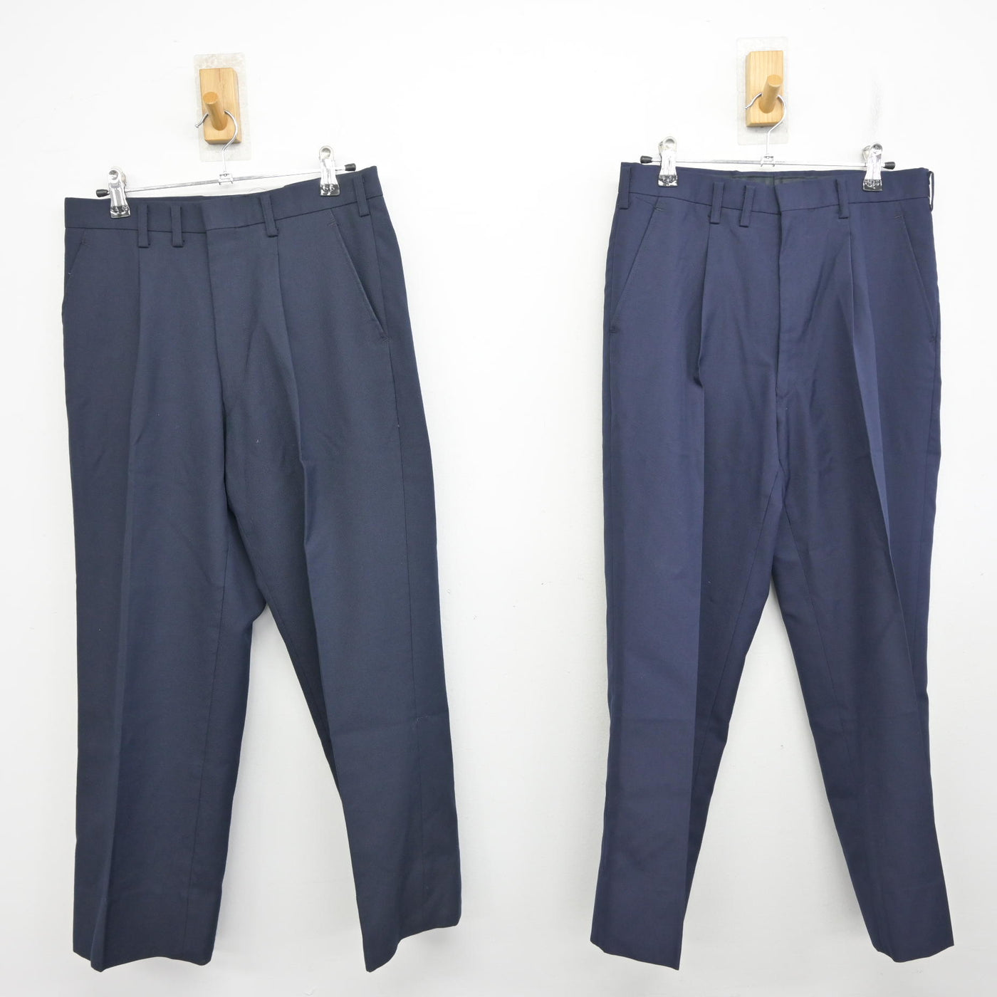 【中古】東京都 府中第八中学校 男子制服 4点 (ブレザー・ズボン) sf096897