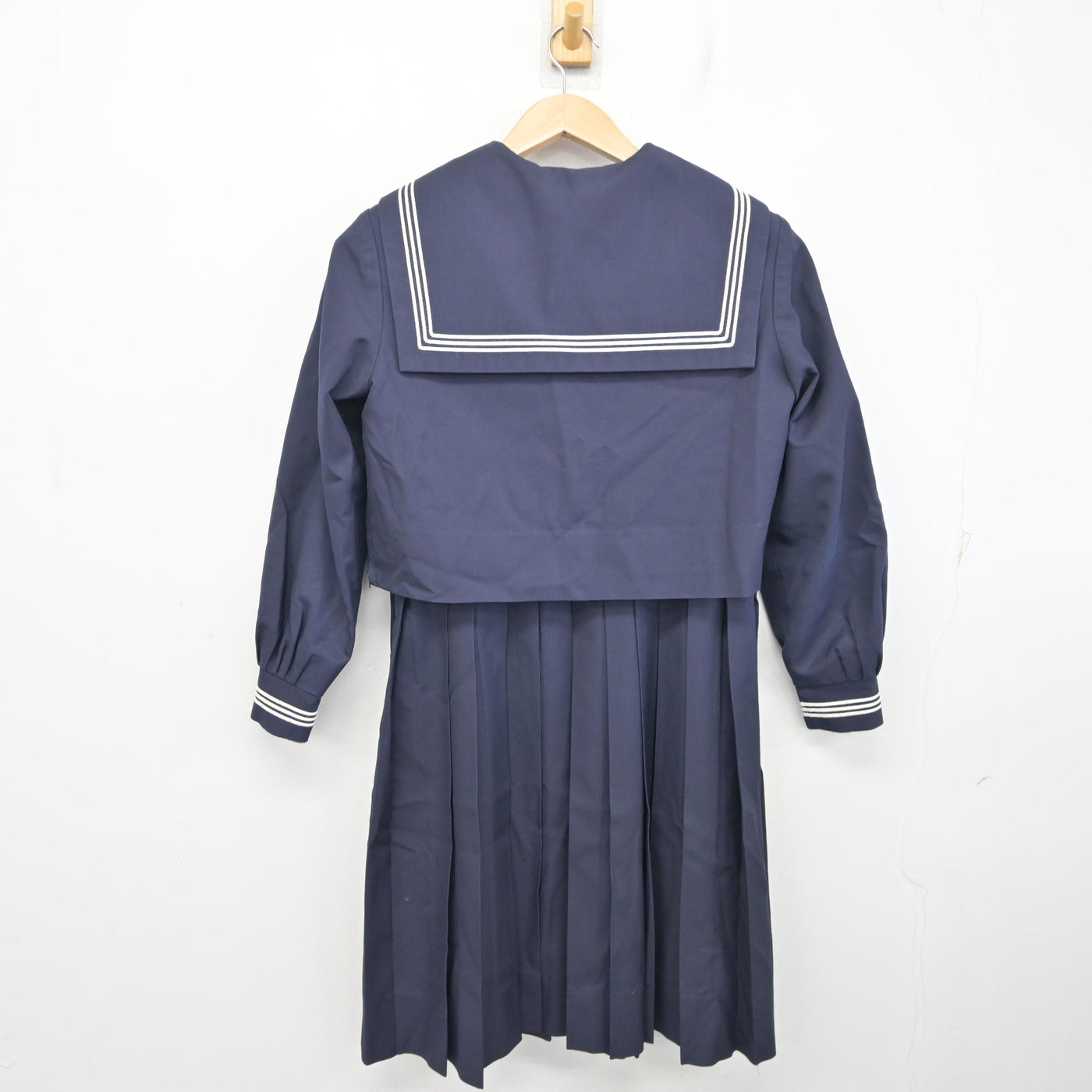 【中古】熊本県 八代高等学校 女子制服 4点 (セーラー服・ジャンパースカート) sf096904