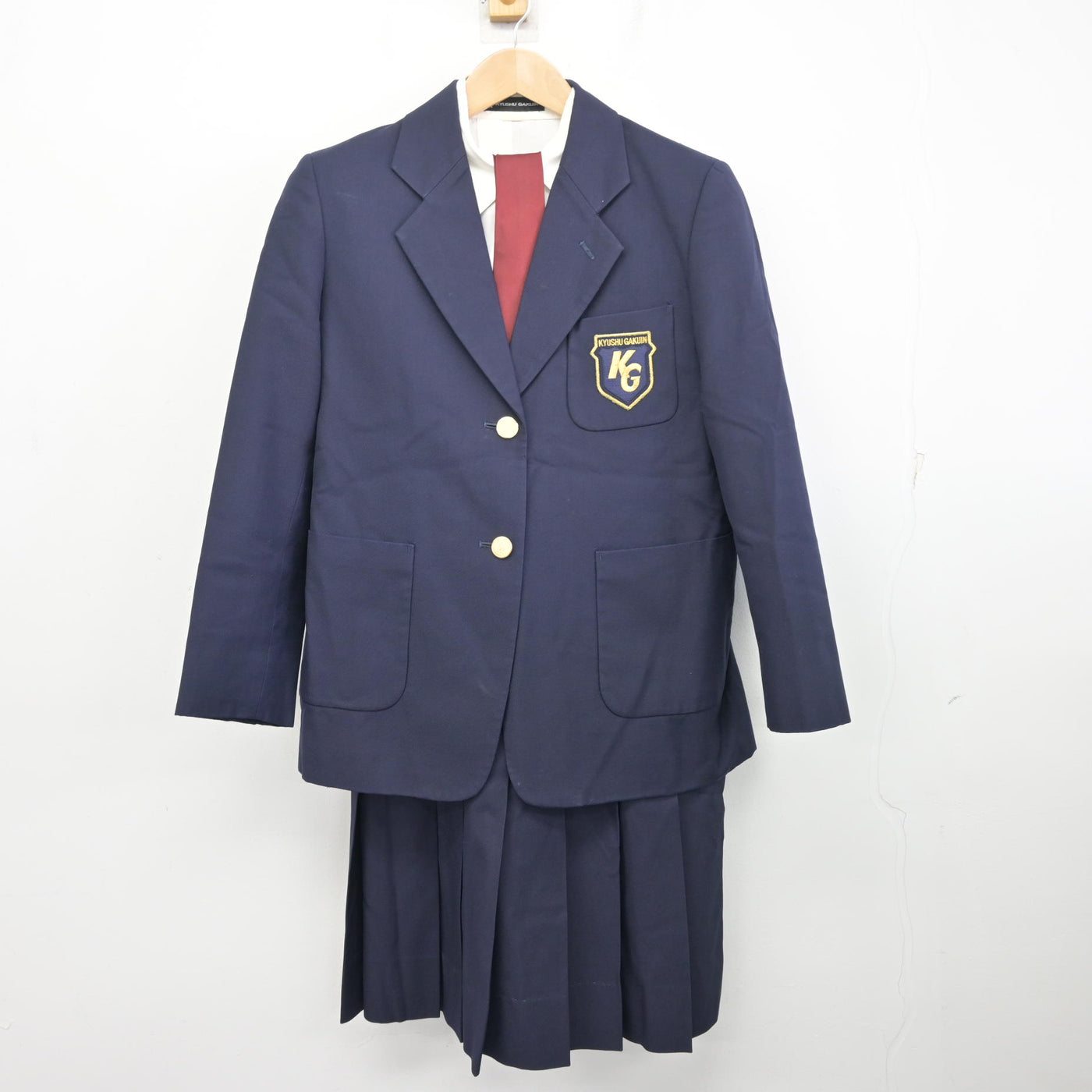 【中古】熊本県 九州学院高等学校/旧制服 女子制服 4点 (ブレザー・シャツ・スカート) sf096916