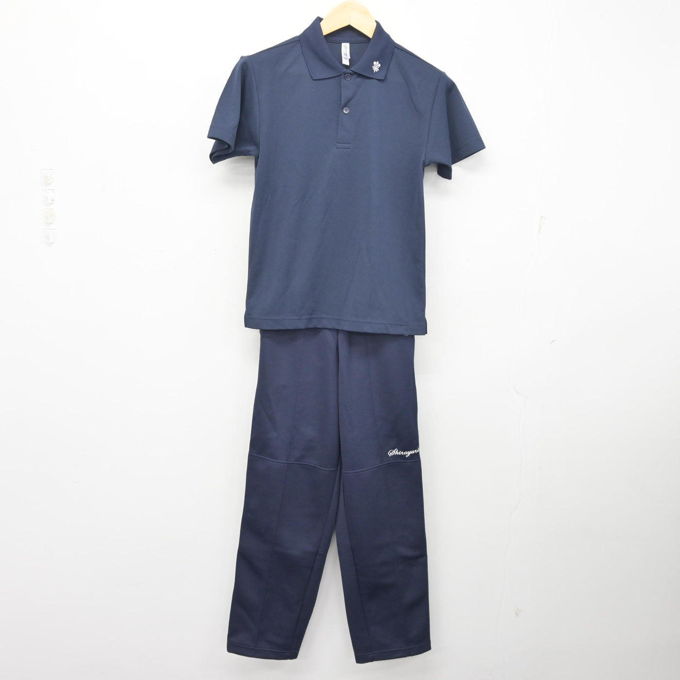 中古】岩手県 盛岡白百合学園高等学校 女子制服 3点 (ジャージ 上