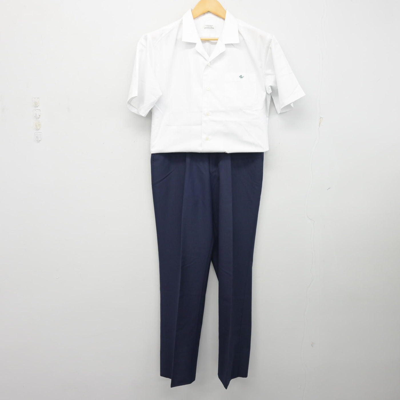 中古】愛知県 岡崎西高等学校 男子制服 2点 (シャツ・ズボン) sf097317