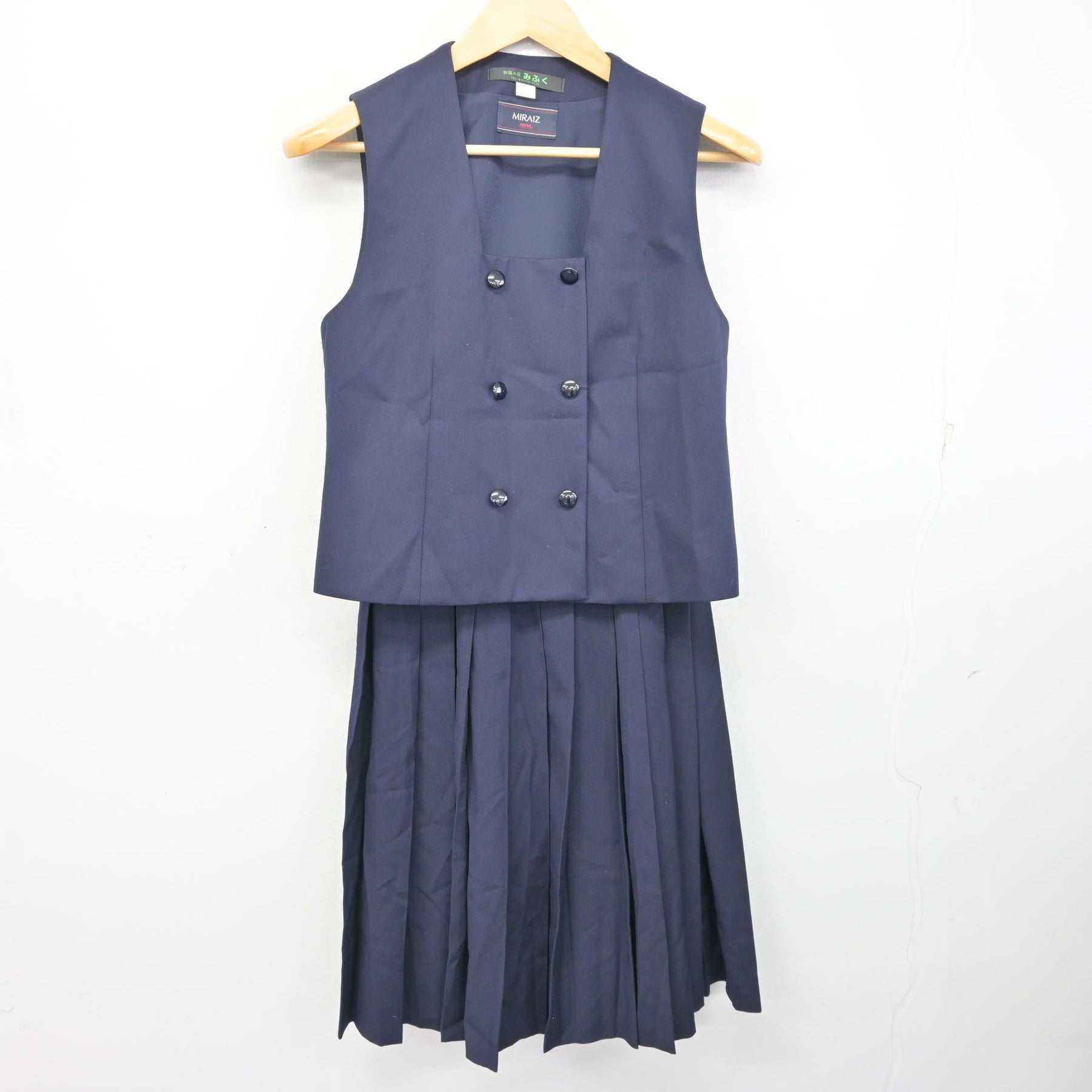 伊丹南中学校の夏スカート 中古】兵庫県 伊丹市立南中学校 女子制服 3点 (ブレザー・スカート