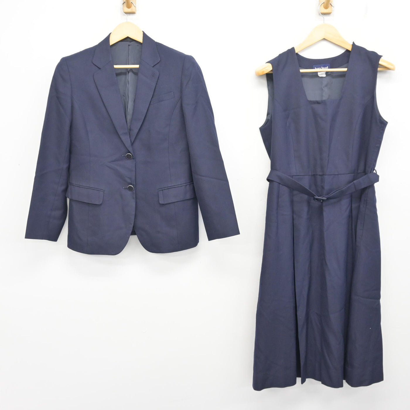 【中古】福岡県 北九州市立高等学校 女子制服 2点 (ブレザー・ジャンパースカート) sf097421