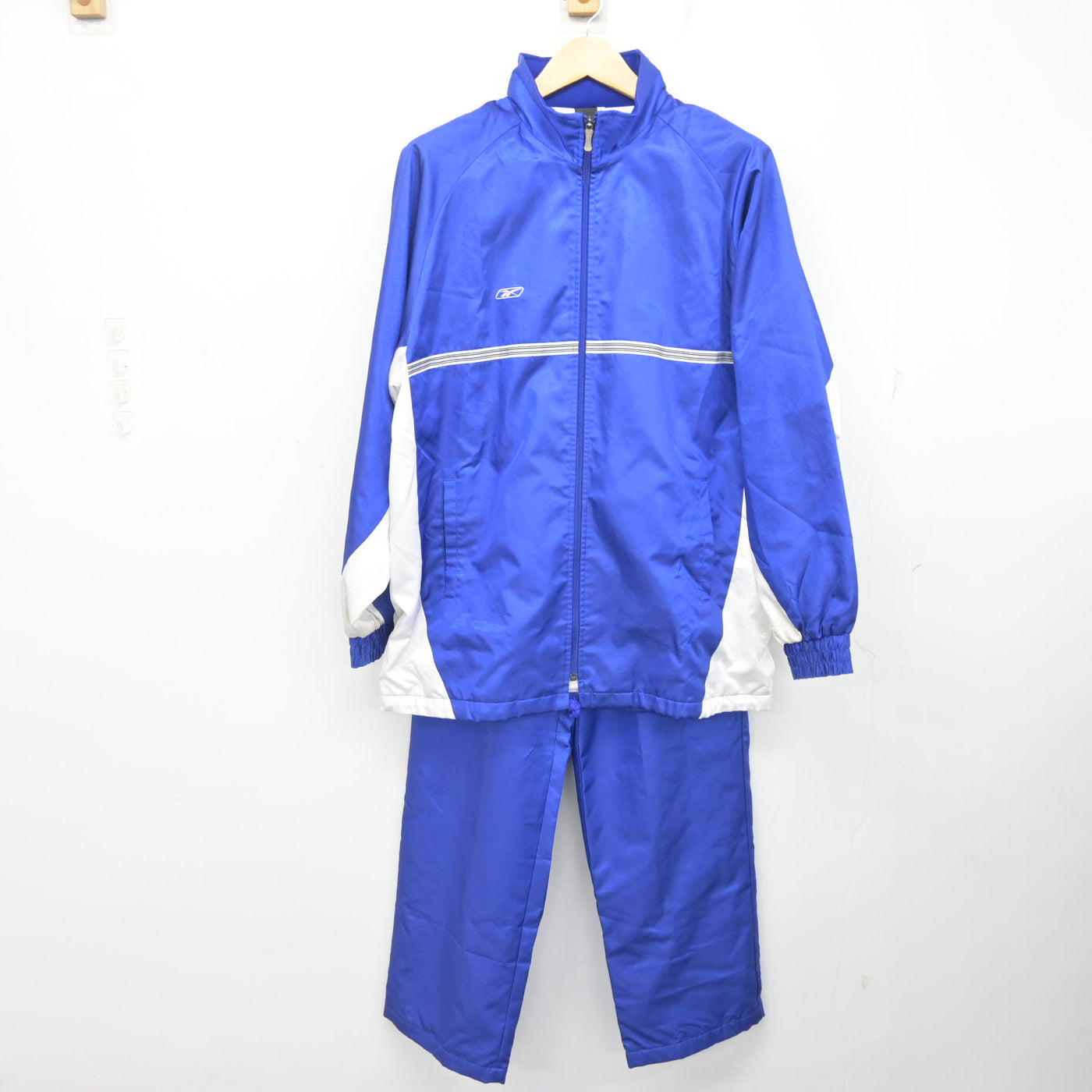 【中古】三重県 多気中学校 女子制服 2点 (ジャージ 上・ジャージ 下) sf097487