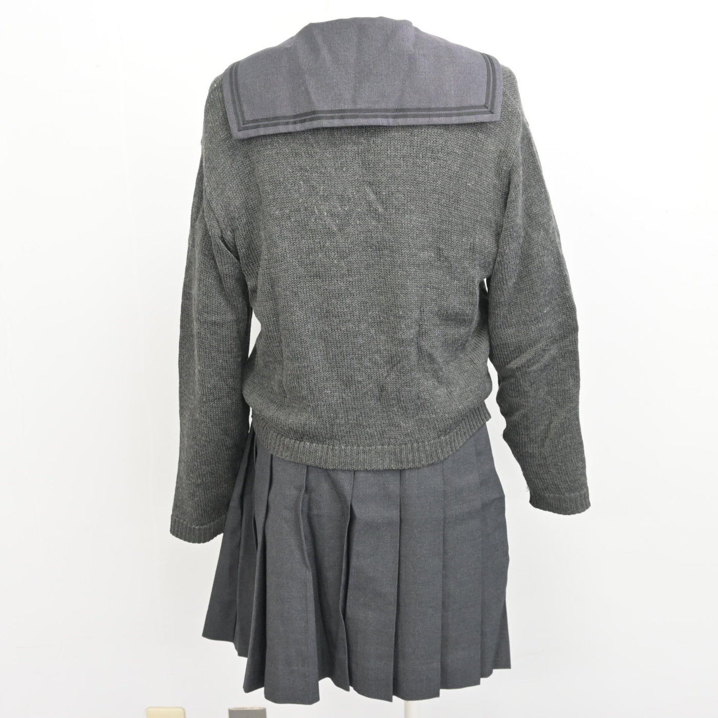 【中古】岡山県 山陽学園高等学校 女子制服 4点 (ニット・セーラー服・スカート) sf097559