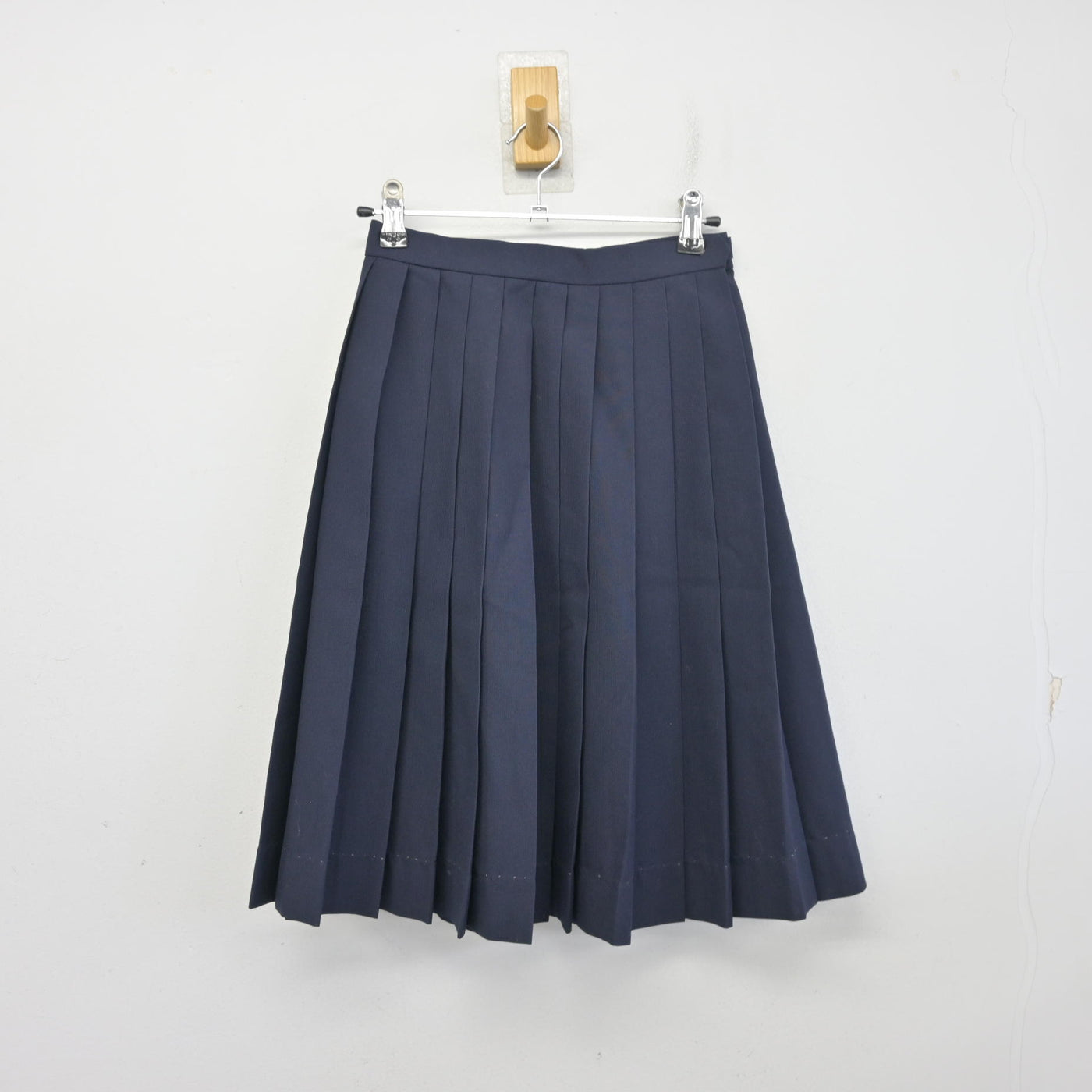 【中古】広島県 尾道北高等学校 女子制服 4点 (セーラー服・セーラー服・スカート) sf097660