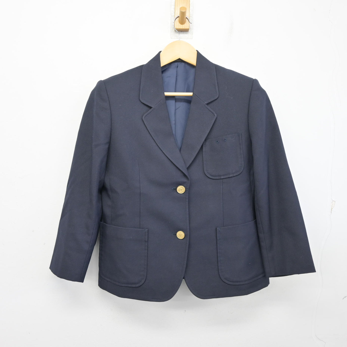 【中古】広島県 尾道市立向島中学校 女子制服 4点 (ブレザー・ブラウス・スカート) sf097666