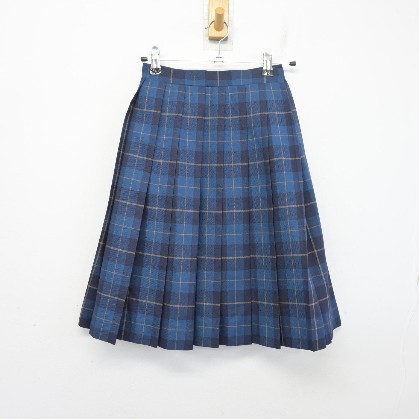 【中古】広島県 尾道市立向島中学校 女子制服 4点 (ブレザー・ブラウス・スカート) sf097666