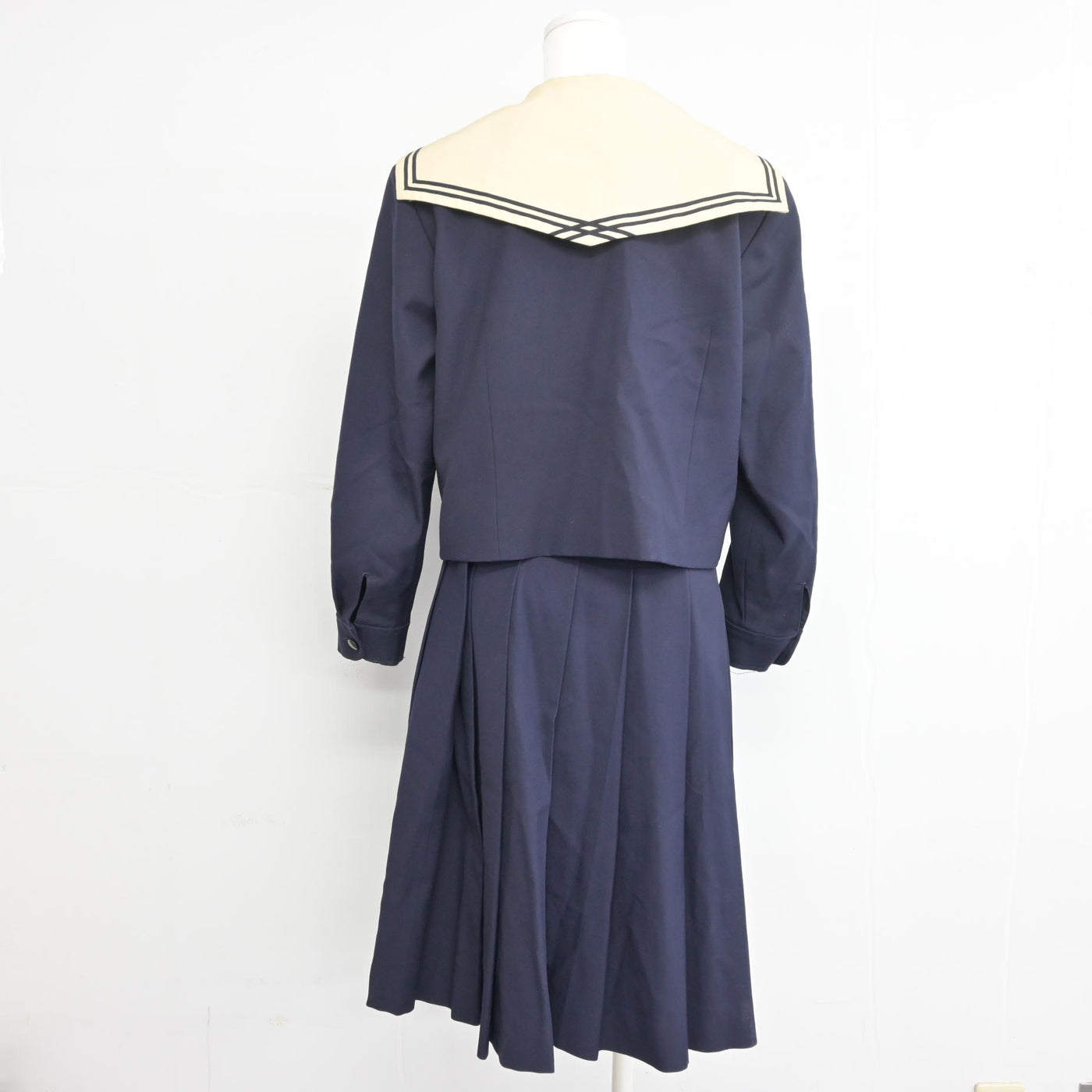 【中古】千葉県 千葉日本大学第一中学校 女子制服 3点 (セーラー服・スカート) sf097672