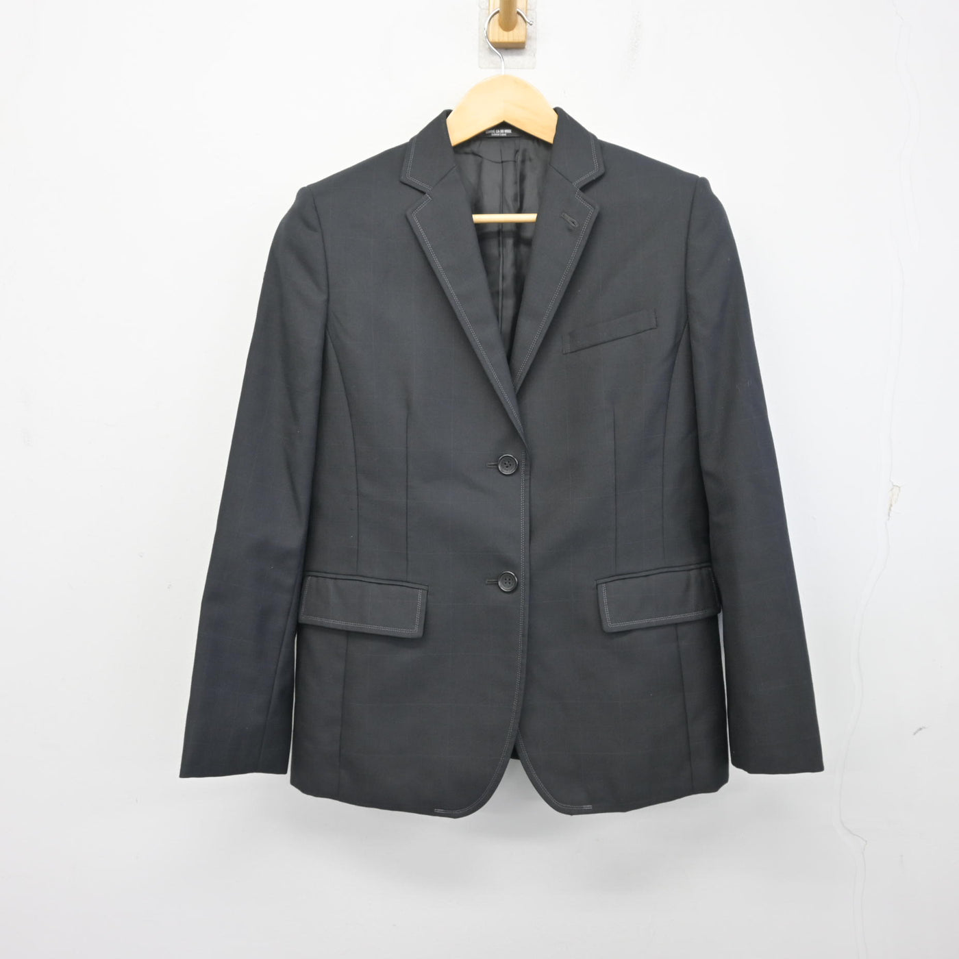 【中古】神奈川県 平塚中等教育学校 女子制服 3点 (ブレザー・スカート) sf097682