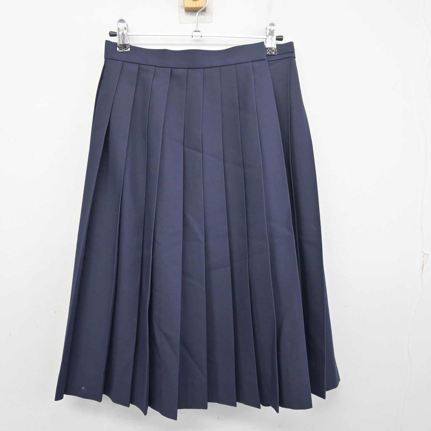 【中古】富山県 藤ノ木中学校 女子制服 3点 (セーラー服・スカート) sf097691