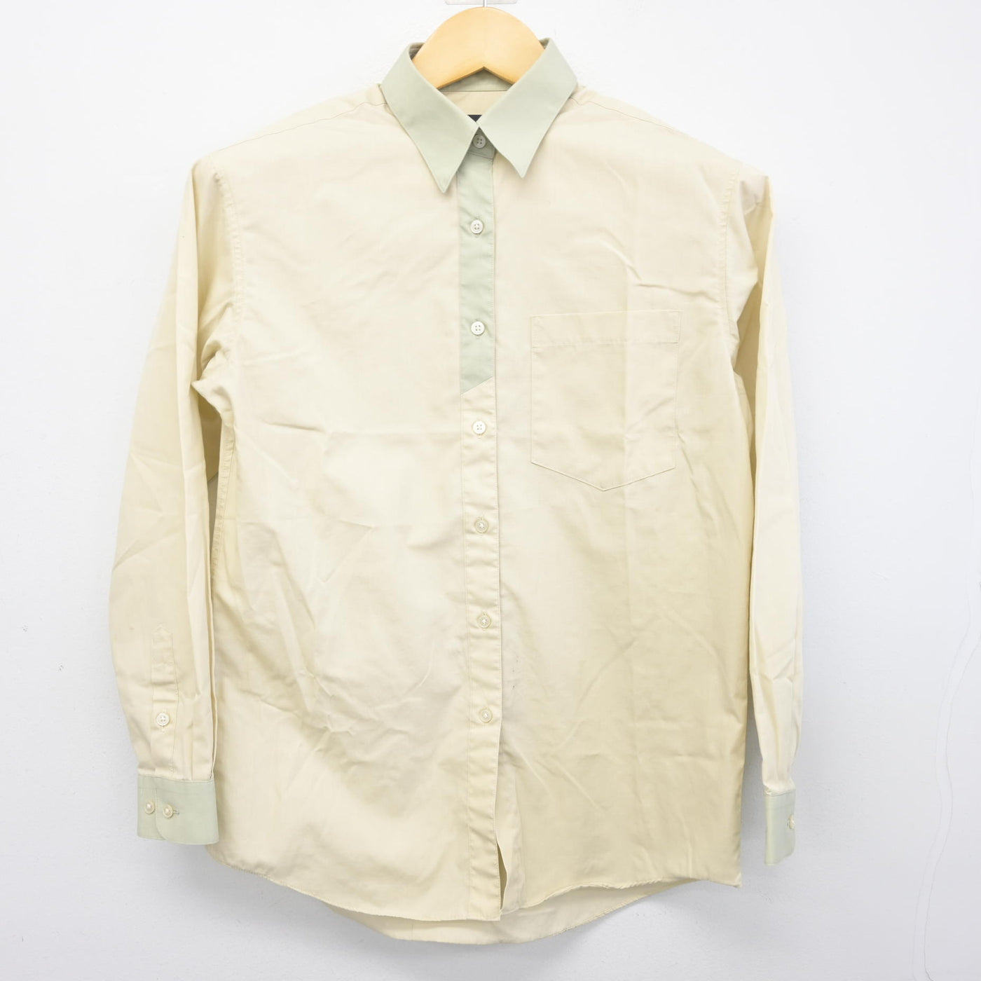 【中古】群馬県  高崎経済大学附属高等学校 女子制服 3点 (ニット・シャツ・ズボン) sf097707