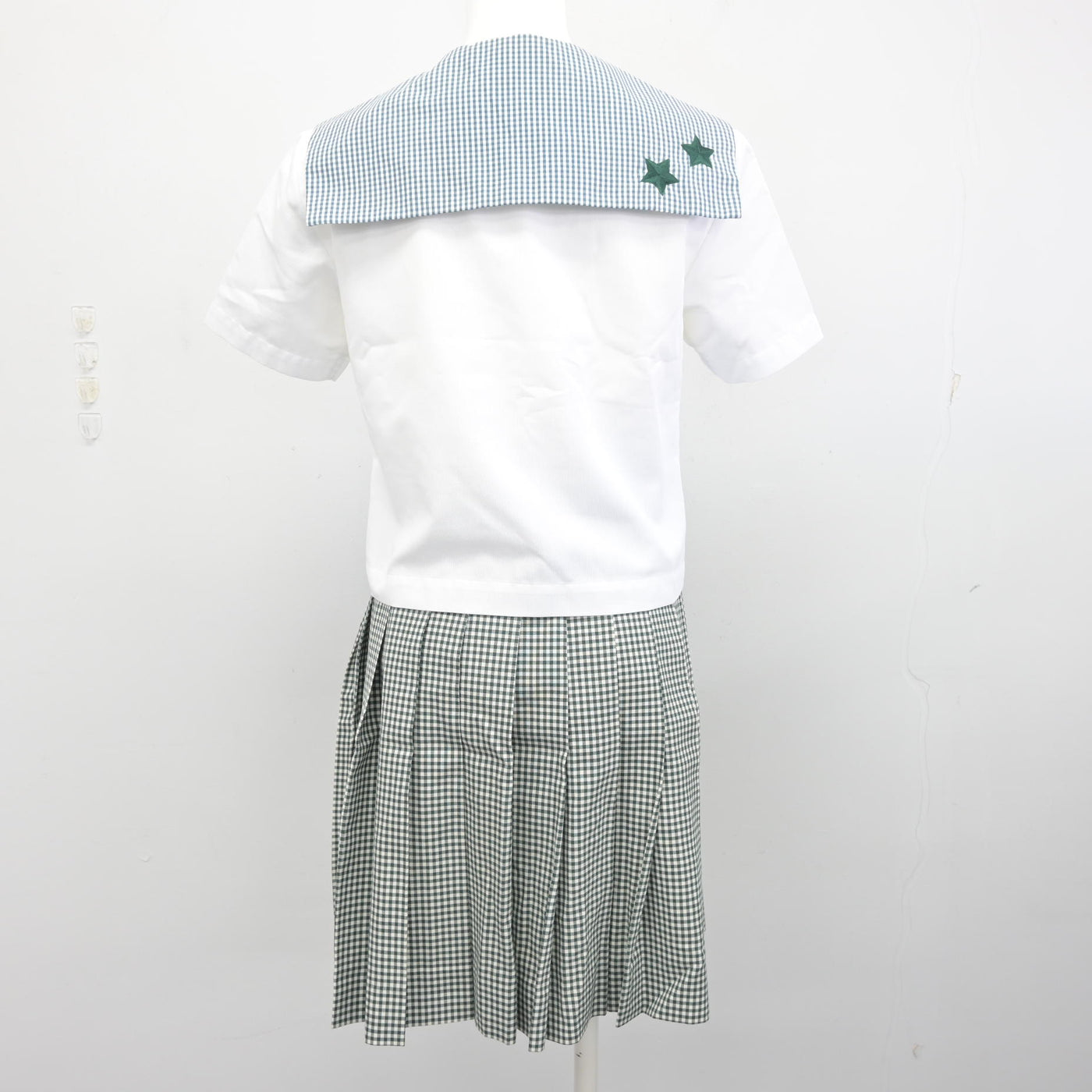 【中古】岡山県 就実高等学校 女子制服 2点 (セーラー服・スカート) sf097714