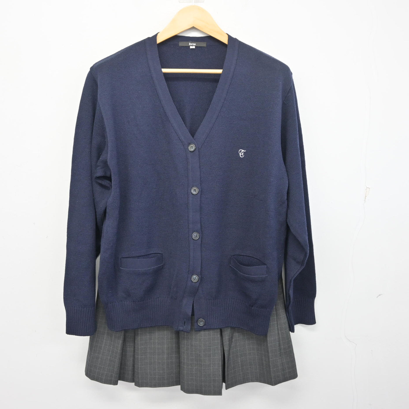 【中古】東京都 大成高等学校 女子制服 4点 (ブレザー・ニット・スカート) sf097723