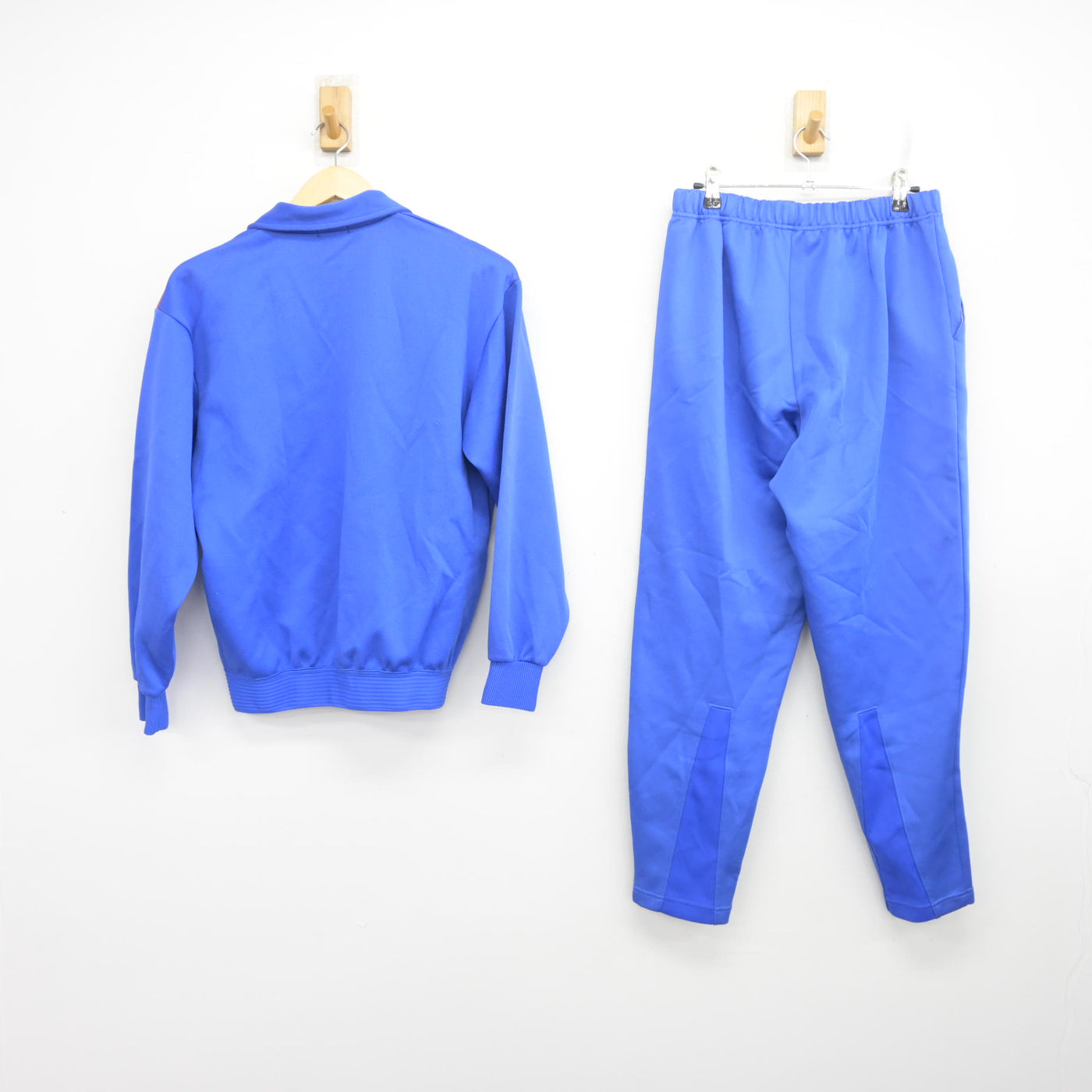 【中古】兵庫県 姫路市立東中学校 女子制服 2点 (ジャージ 上・ジャージ 下) sf097738
