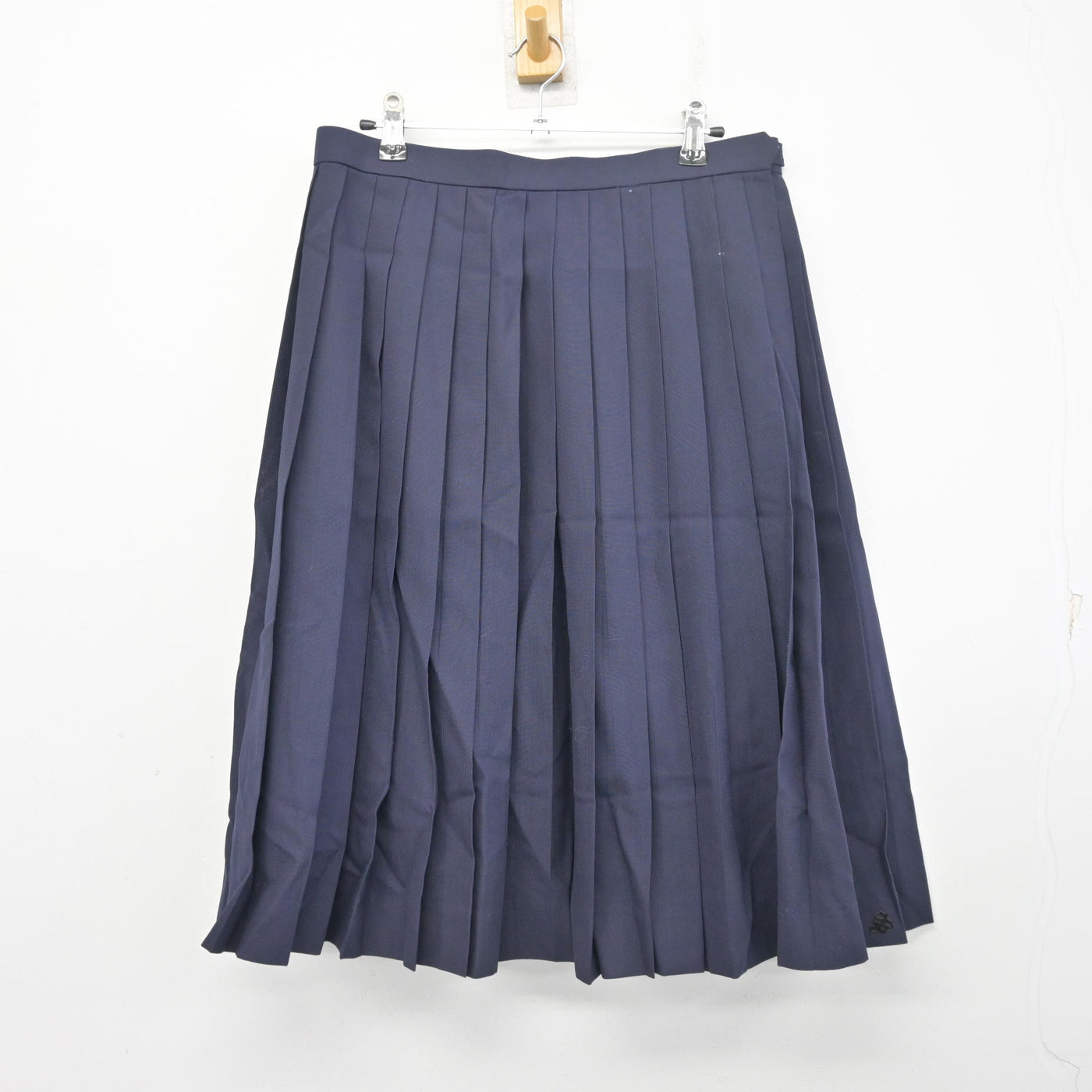 【中古】兵庫県 飾磨高等学校 女子制服 2点 (シャツ・スカート) sf097741