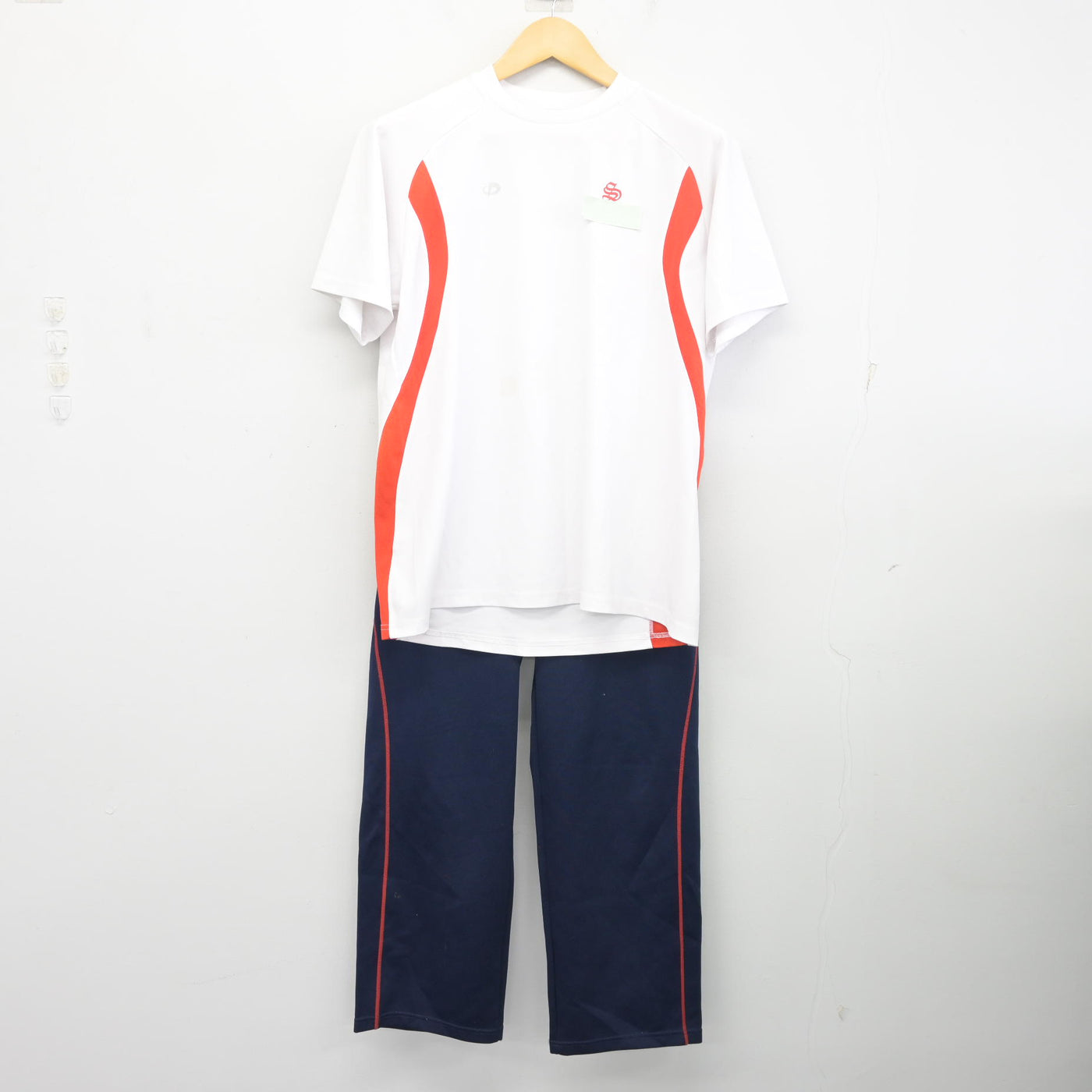 【中古】兵庫県 飾磨高等学校 女子制服 2点 (体操服 上・ジャージ 下) sf097745