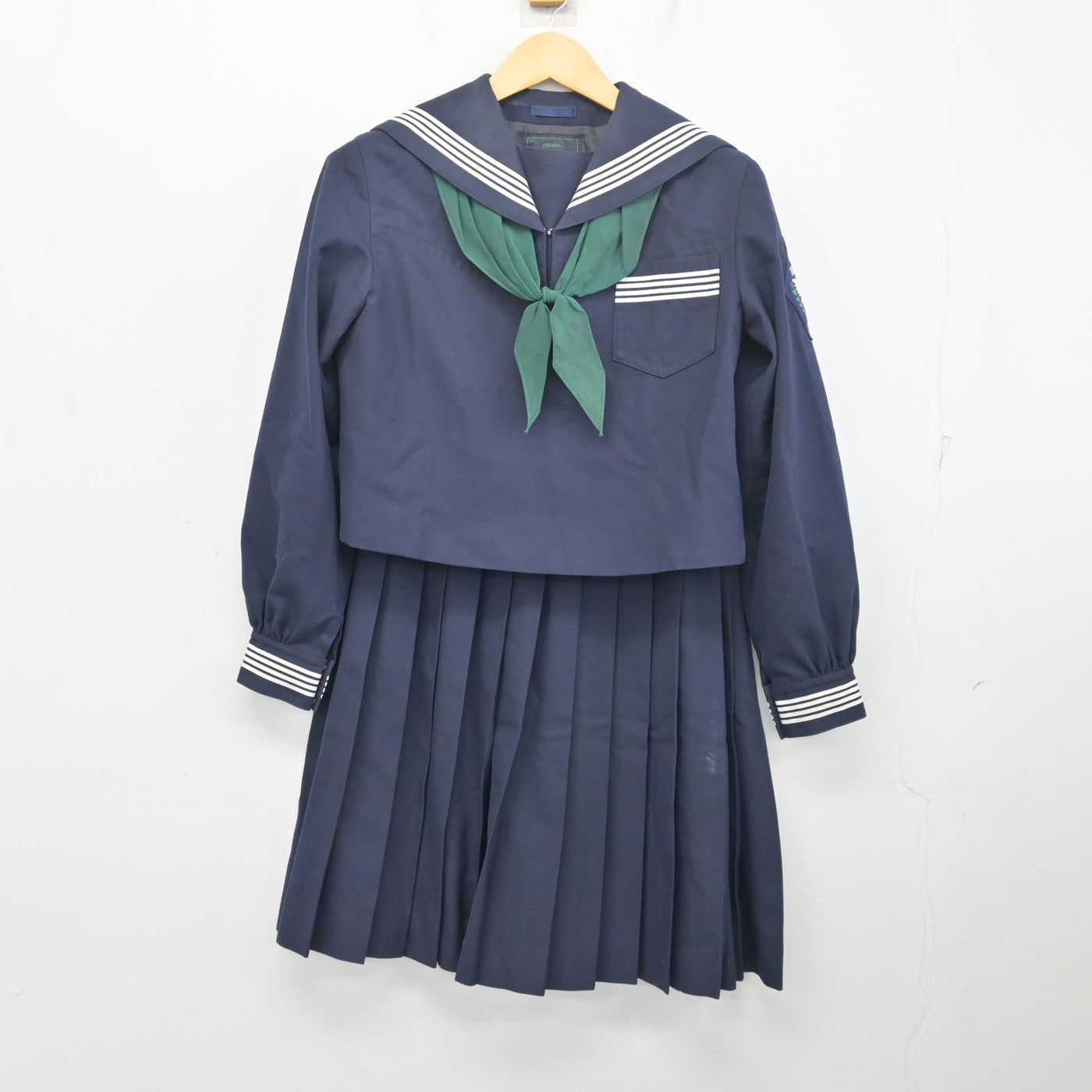 【中古】宮城県 常盤木学園高等学校 女子制服 3点 (セーラー服・スカート) sf097746