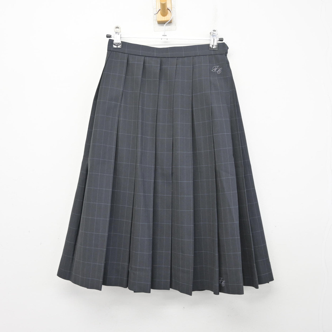 【中古】佐賀県 鳥栖商業高等学校 女子制服 2点 (ブラウス・スカート) sf097751
