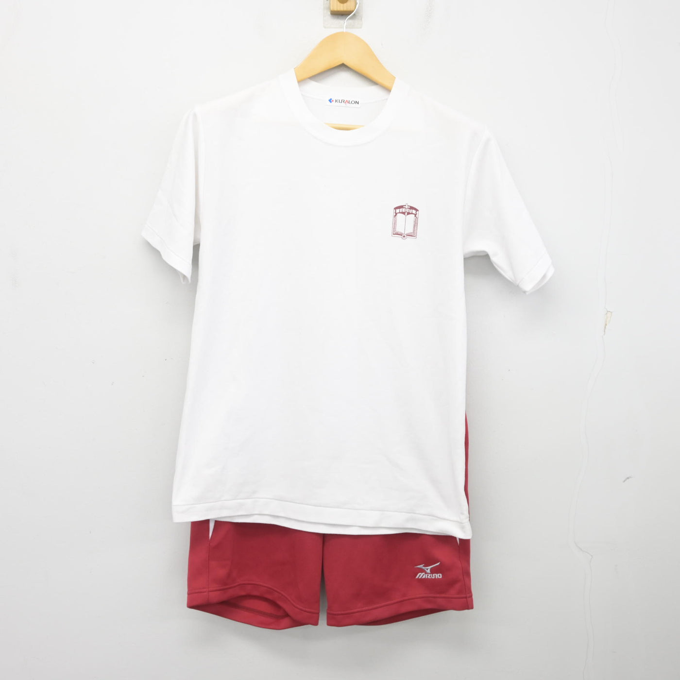 【中古】茨城県 茨城キリスト教学園高等学校 女子制服 2点 (体操服 上・体操服 下) sf097756