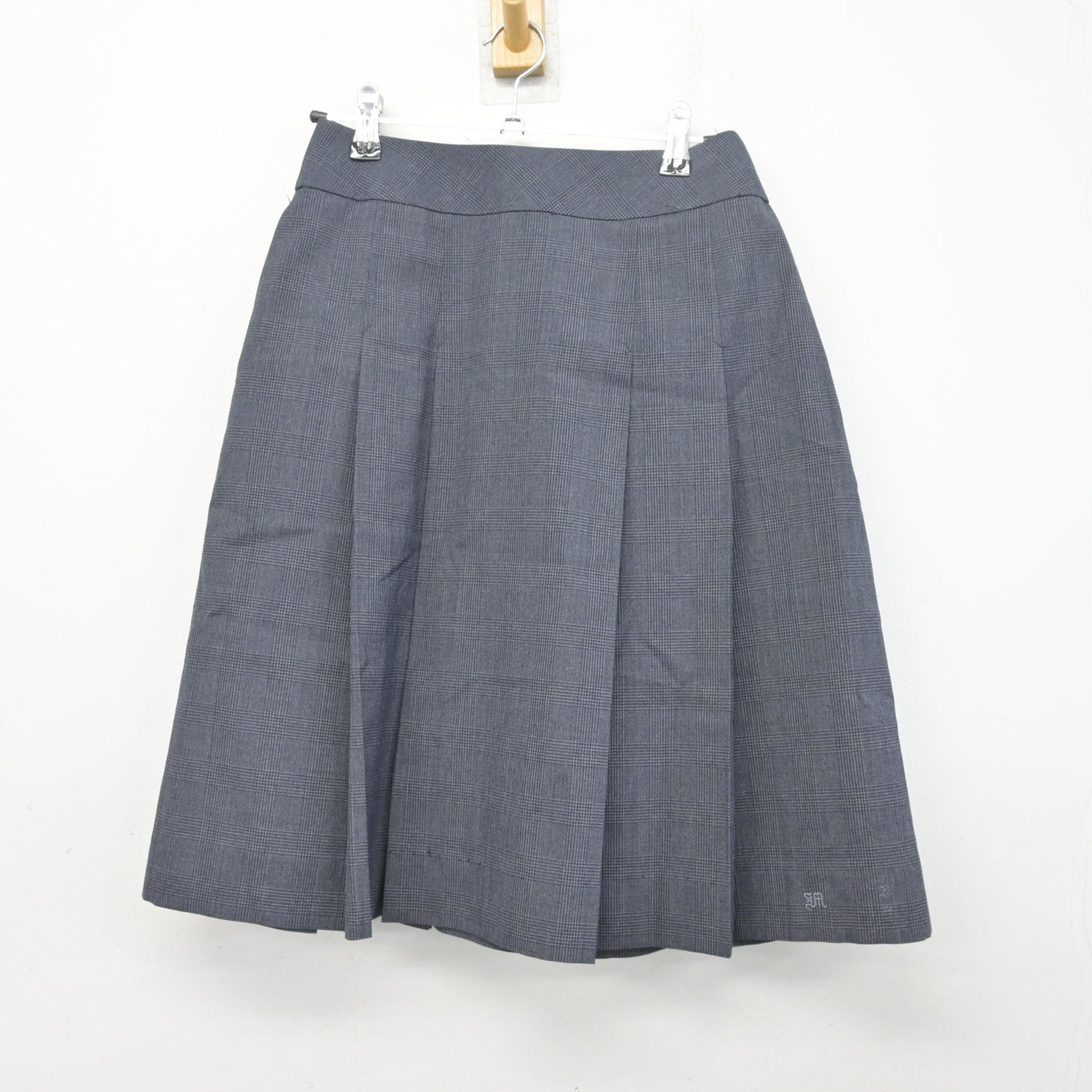 【中古】愛知県 緑高等学校 女子制服 3点 (シャツ・スカート) sf097760
