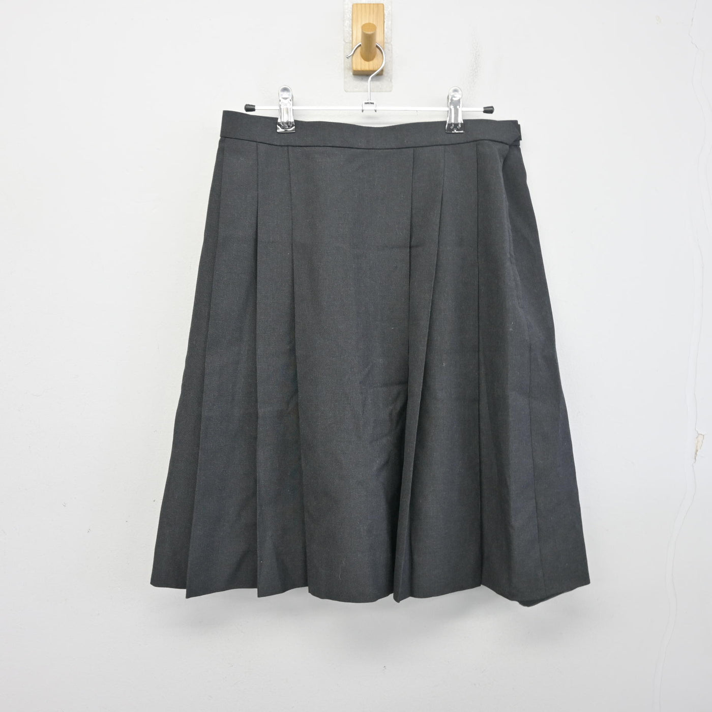 【中古】千葉県 千葉英和高等学校 女子制服 2点 (シャツ・スカート) sf097789