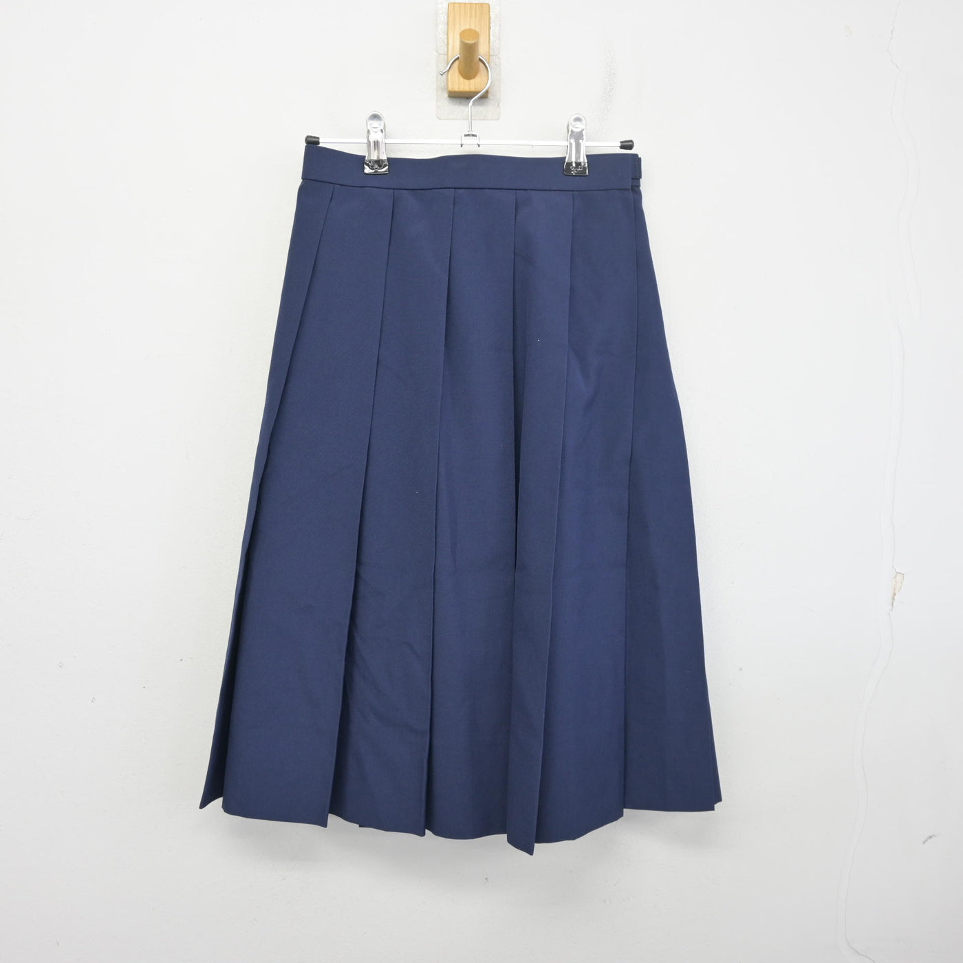 【中古】神奈川県 鵜野森中学校 女子制服 3点 (セーラー服・スカート) sf097797