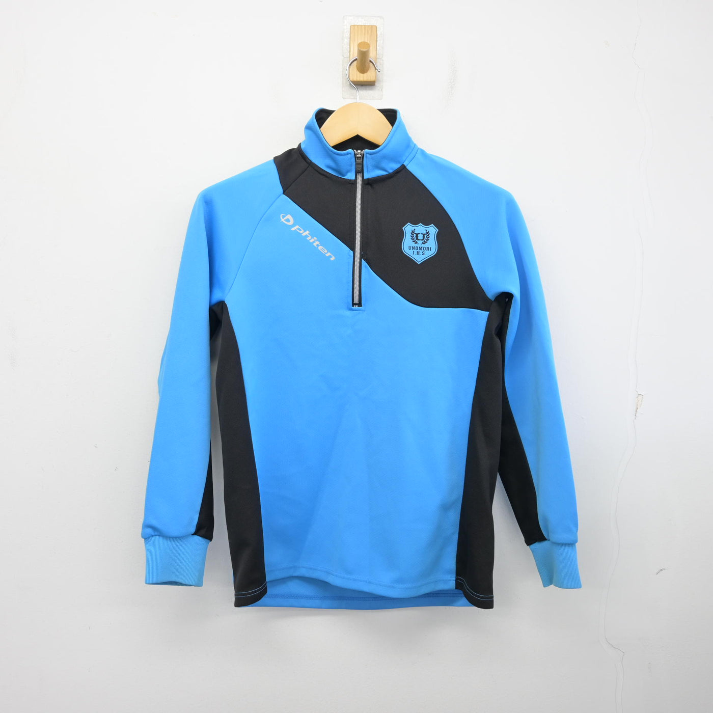 【中古】神奈川県 鵜野森中学校 女子制服 2点 (ジャージ 上・ジャージ 下) sf097798