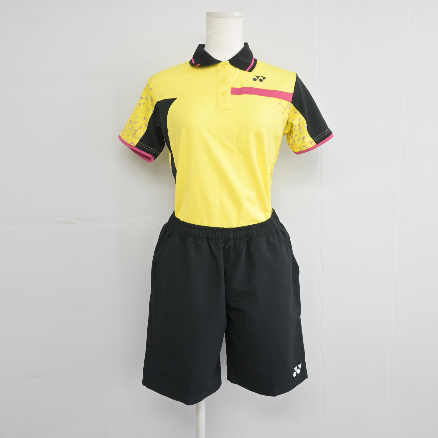 【中古】神奈川県 鵜野森中学校/テニス部ユニフォーム 女子制服 2点 (部活ユニフォーム 上・部活ユニフォーム 下) sf097802