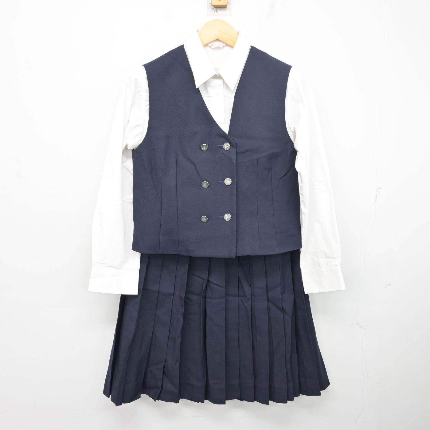 【中古】佐賀県 佐賀東高等学校 女子制服 4点 (ブレザー・ベスト・シャツ・スカート) sf097839