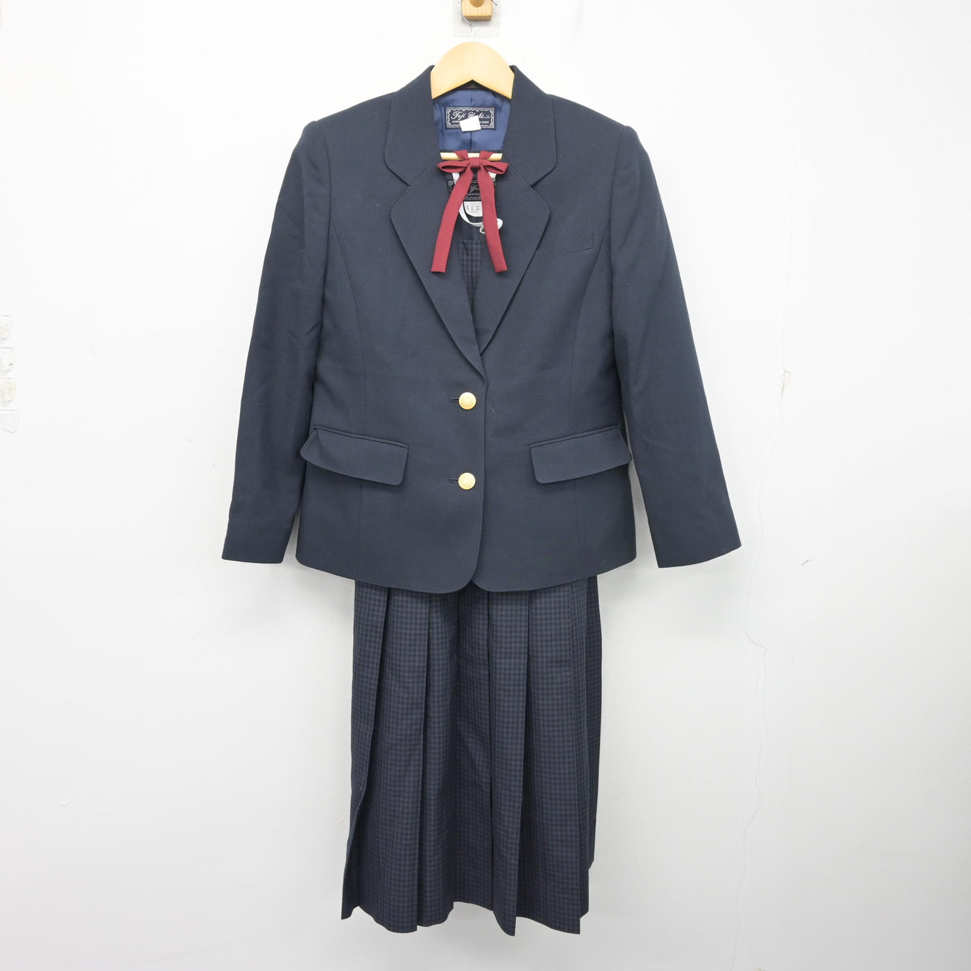 【中古】広島県 戸坂中学校 女子制服 3点 (ブレザー・スカート) sf097846