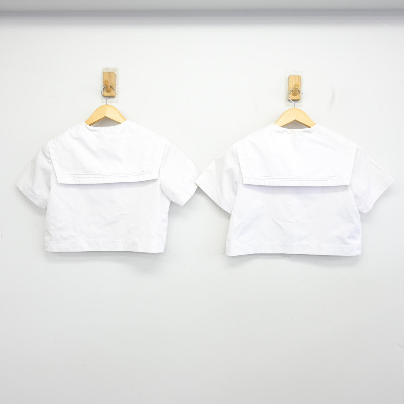 【中古】福岡県 筑紫女学園中学校 女子制服 2点 (セーラー服) sf097858