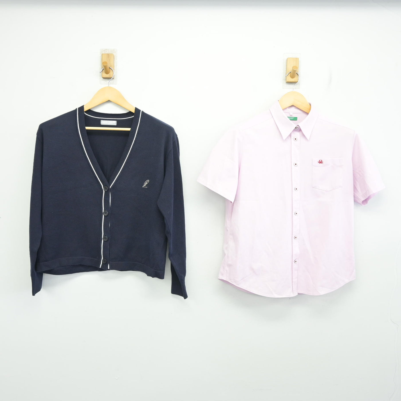 【中古】大阪府 大阪高等学校 女子制服 2点 (ニット・シャツ) sf097872