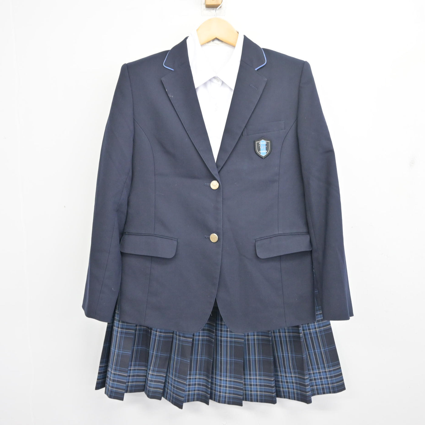 【中古】大阪府 歌島中学校 女子制服 3点 (ブレザー・シャツ・スカート) sf097878