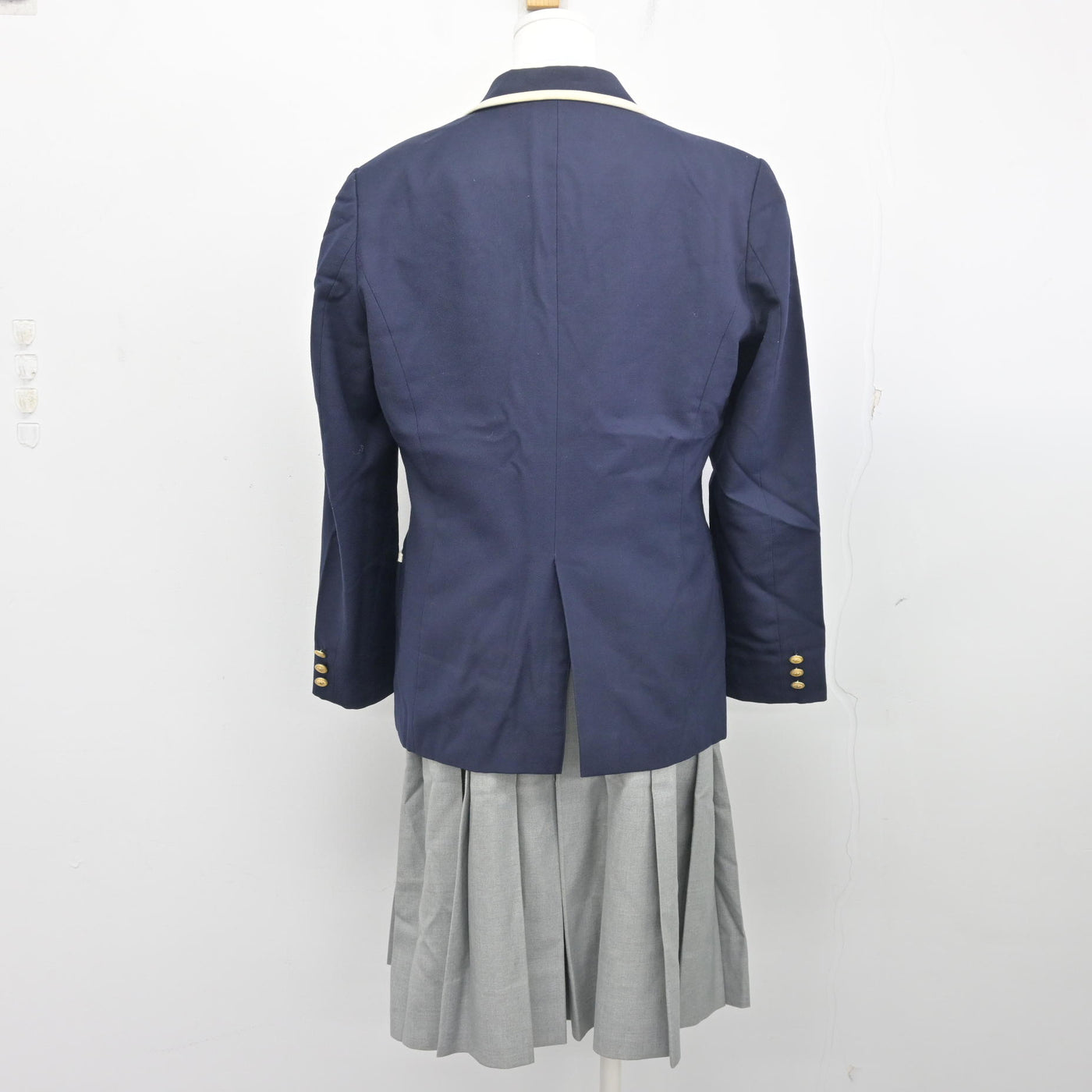【中古】神奈川県 聖セシリア女子高等学校 女子制服 5点 (ブレザー・ベスト・シャツ・スカート) sf097894