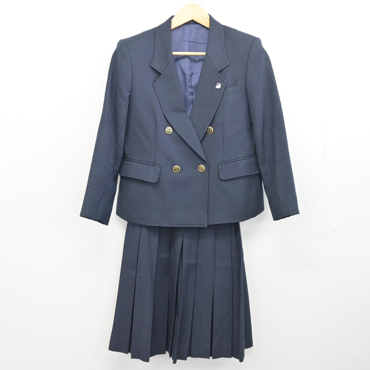 【中古】埼玉県 越谷西高等学校 女子制服 4点 (ブレザー・スカート) sf097909