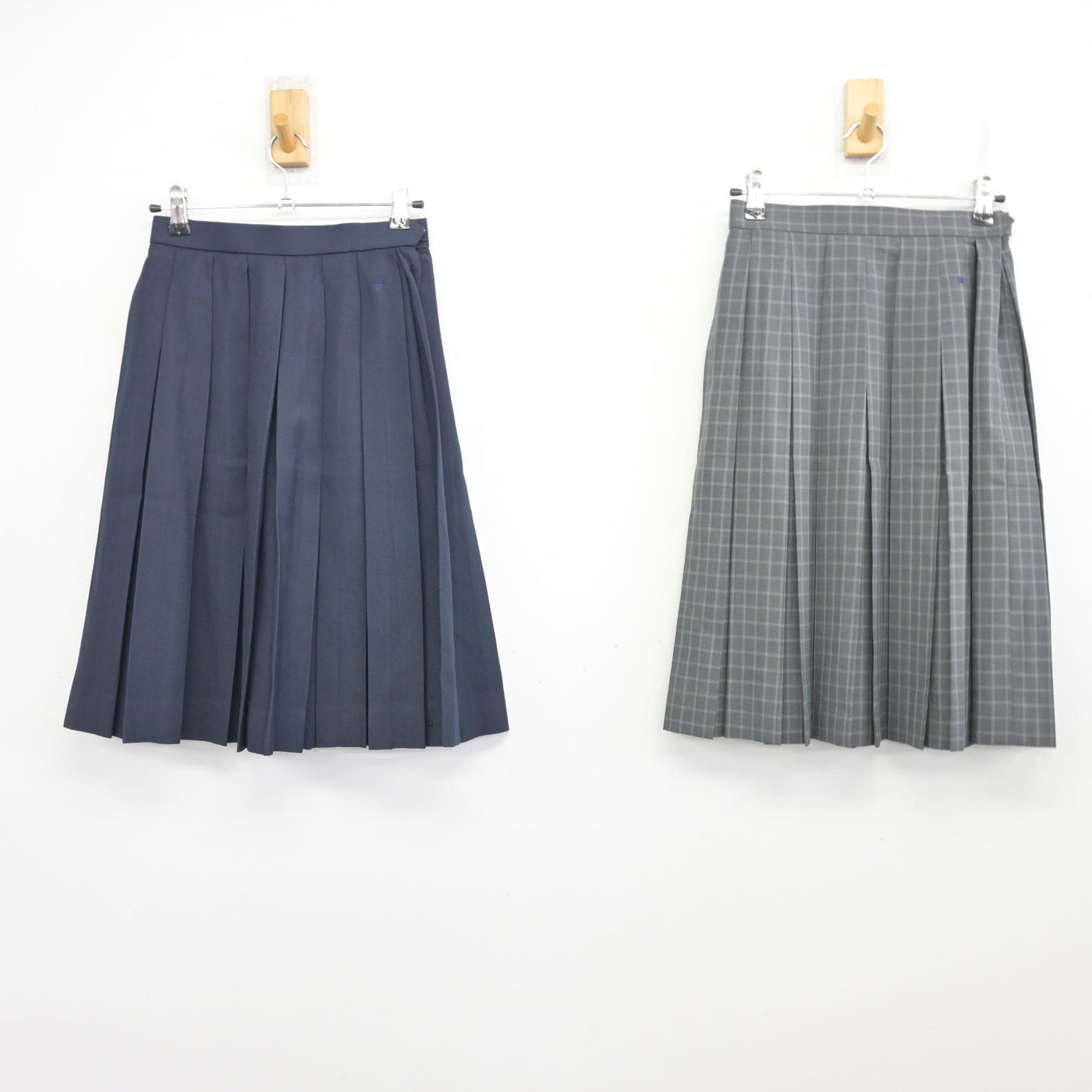 【中古】埼玉県 越谷西高等学校 女子制服 4点 (ブレザー・スカート) sf097909