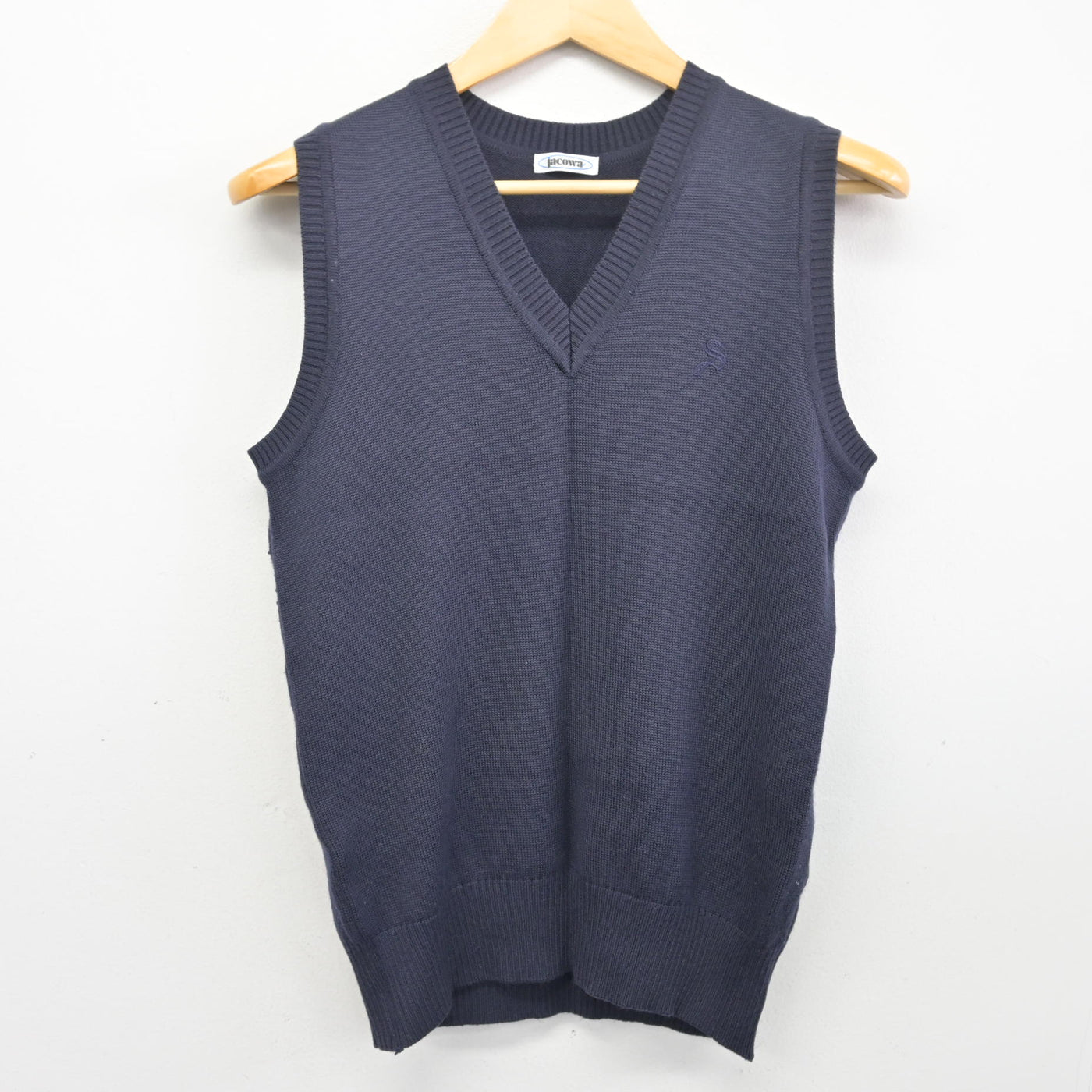 【中古】埼玉県 庄和高等学校 女子制服 2点 (ニットベスト・ニット) sf097912