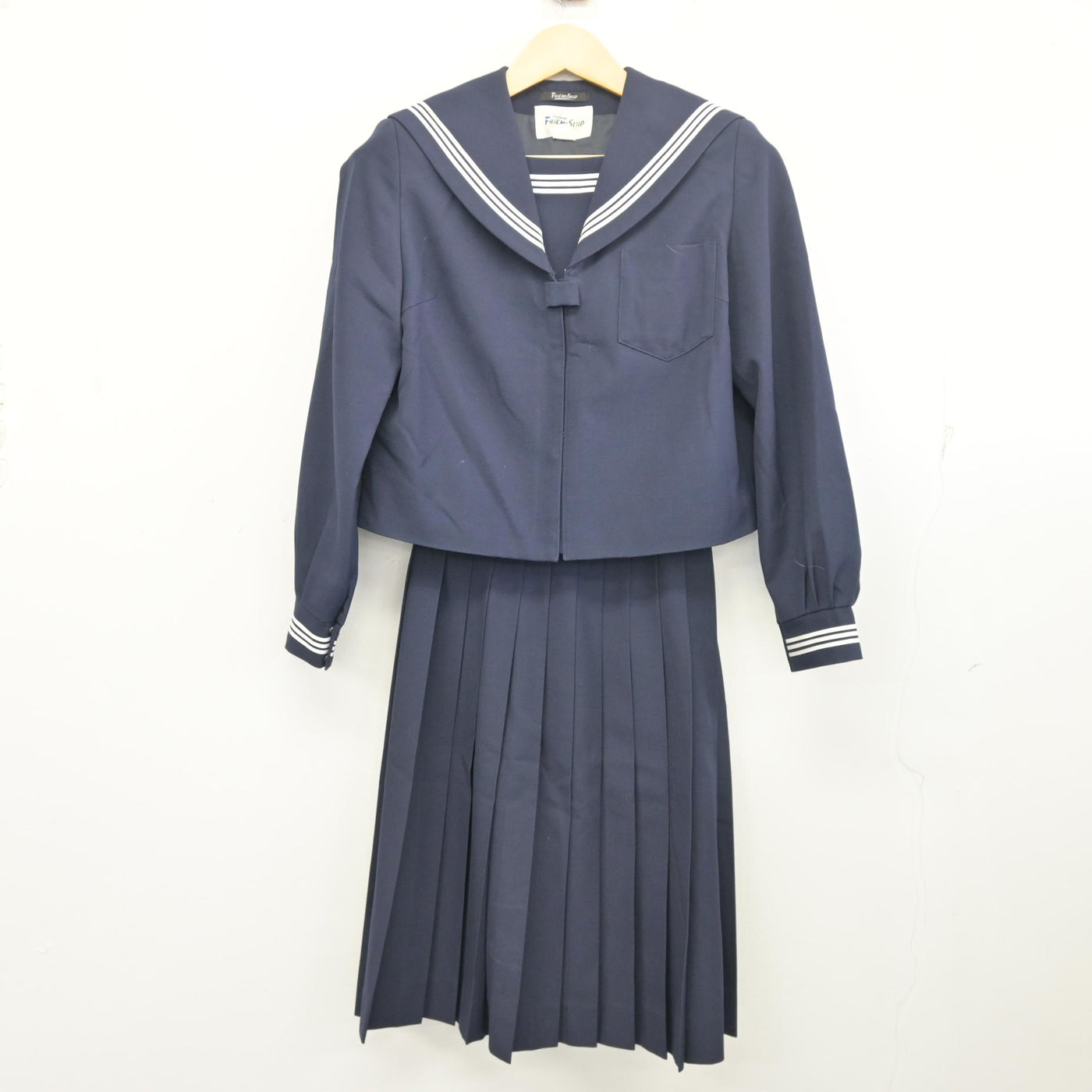 【中古】島根県 安来市立第一中学校 女子制服 2点 (セーラー服・スカート) sf097917